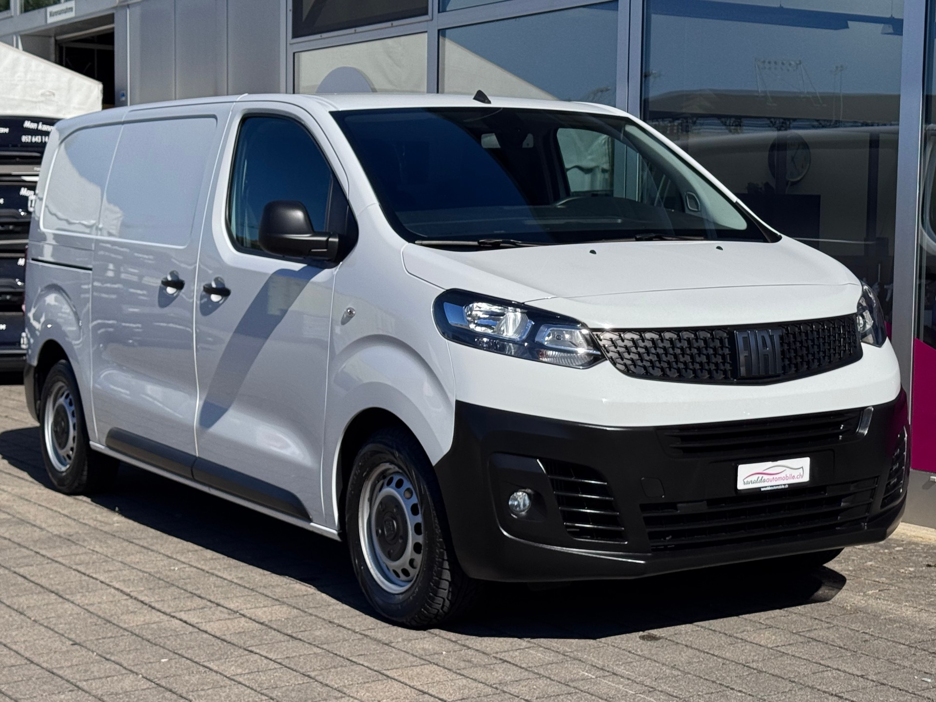 FIAT Scudo 1.5 MJ L2+1033 kg Nutzlast+3 Plätzer+Schiebetüre rechts+Flügeltüren 180°+NAVI+Rückfahrkamera+Tempomat+-image-0