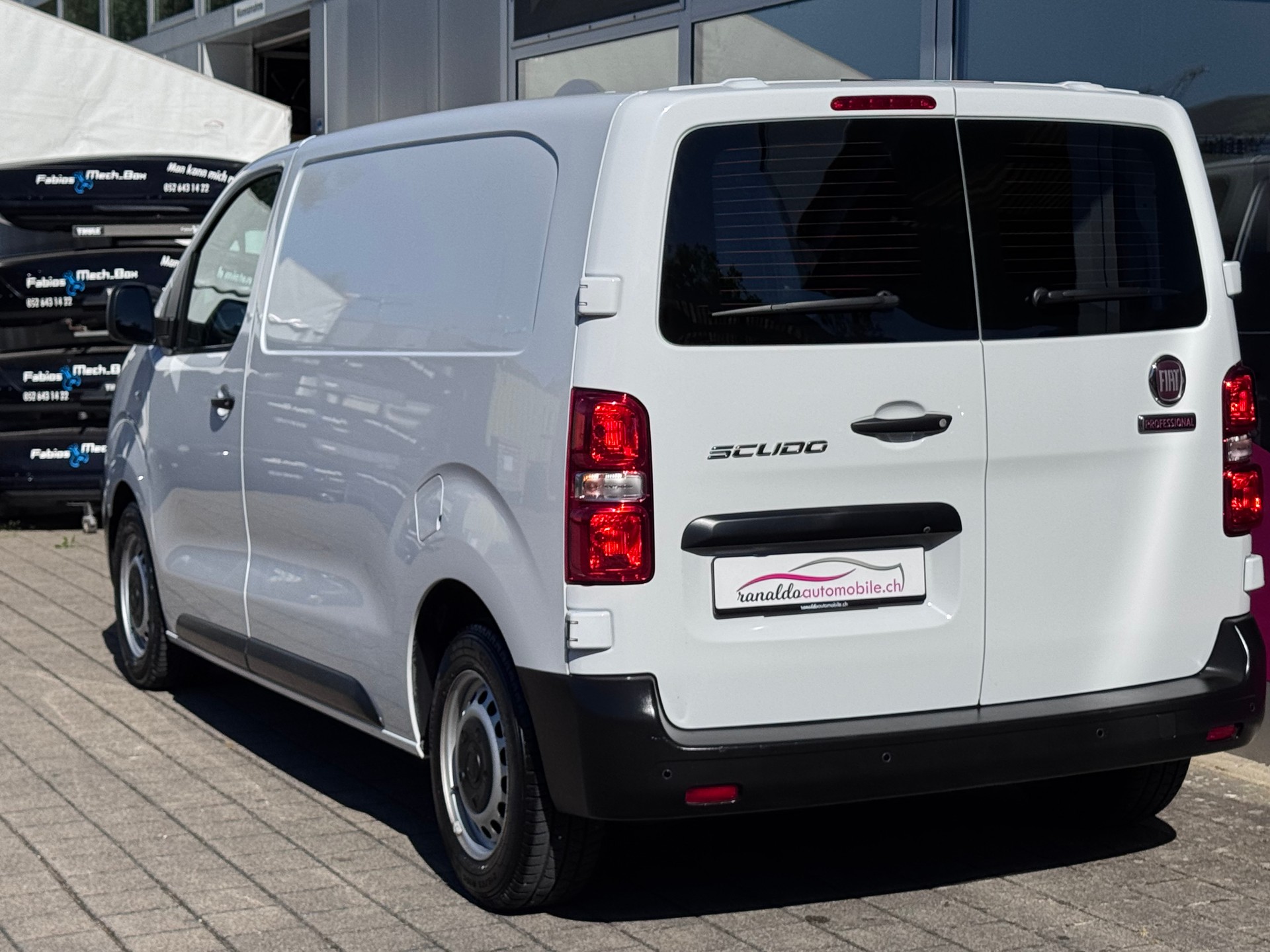 FIAT Scudo 1.5 MJ L2+1033 kg Nutzlast+3 Plätzer+Schiebetüre rechts+Flügeltüren 180°+NAVI+Rückfahrkamera+Tempomat+-image-9