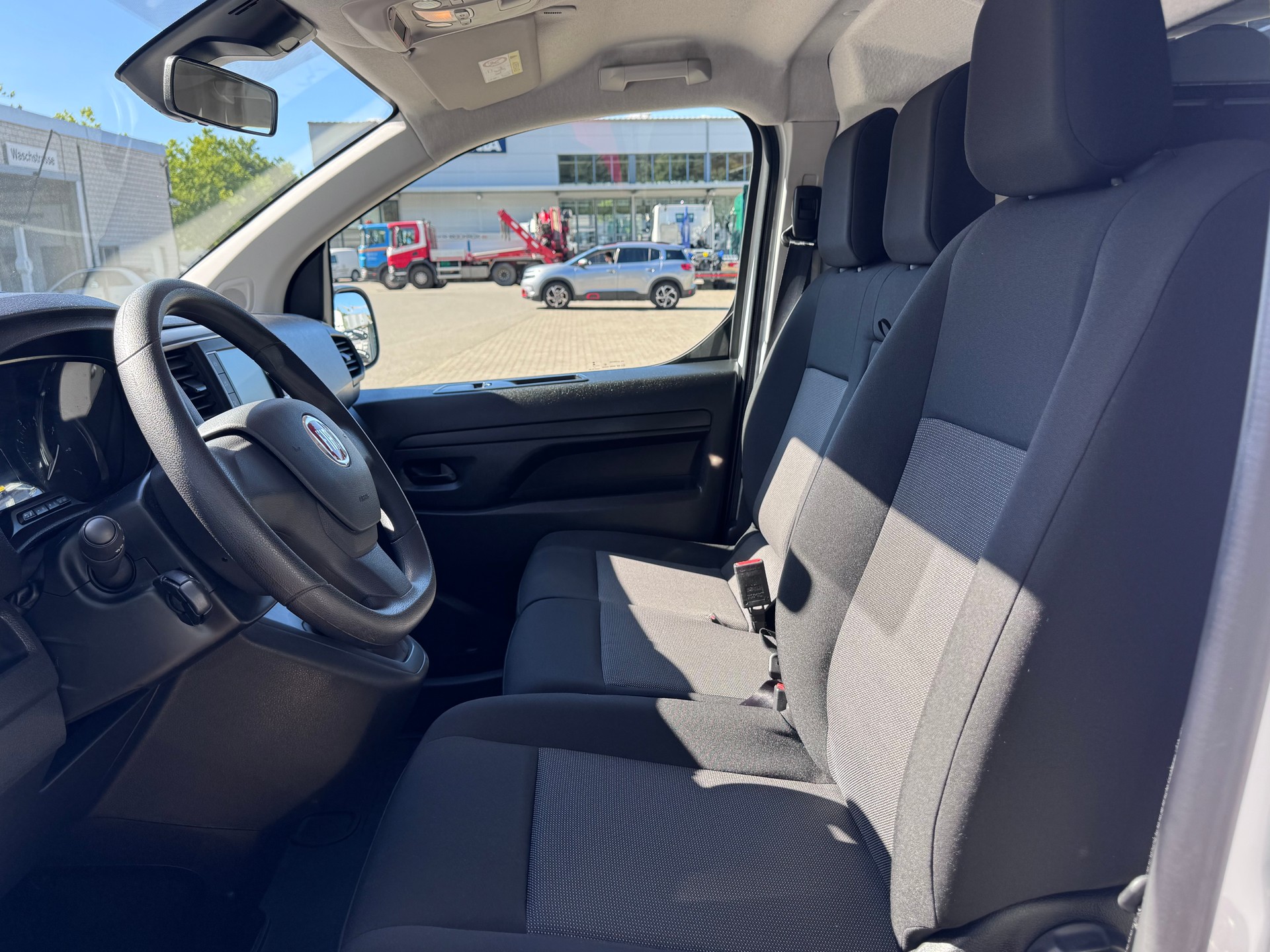 FIAT Scudo 1.5 MJ L2+1033 kg Nutzlast+3 Plätzer+Schiebetüre rechts+Flügeltüren 180°+NAVI+Rückfahrkamera+Tempomat+-image-14