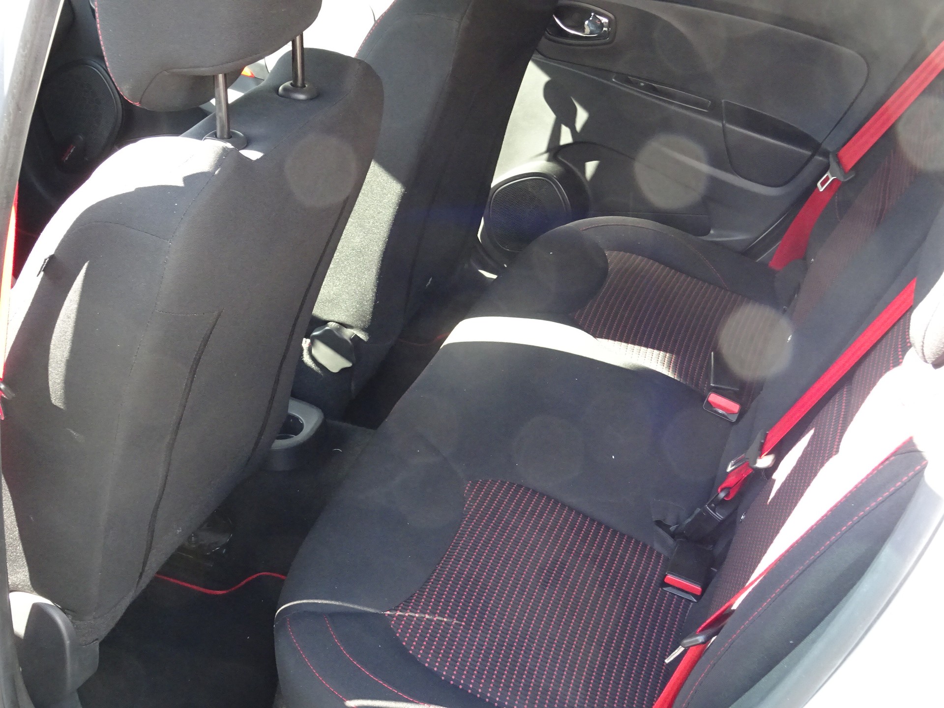 RENAULT Clio 1.6 T RS 200 EDC-image-5