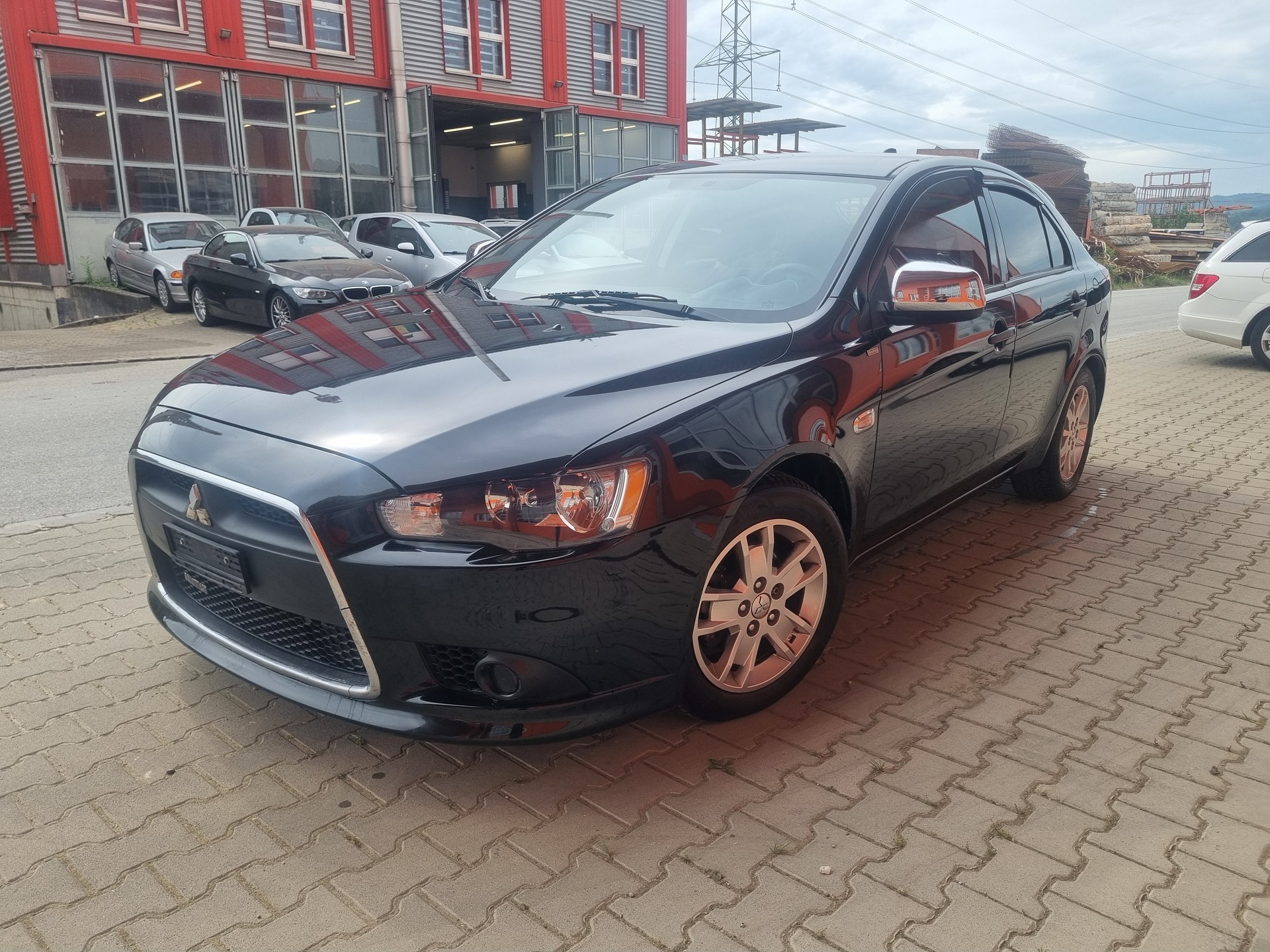 MITSUBISHI Lancer Sportback 1.6 Invite-image-1