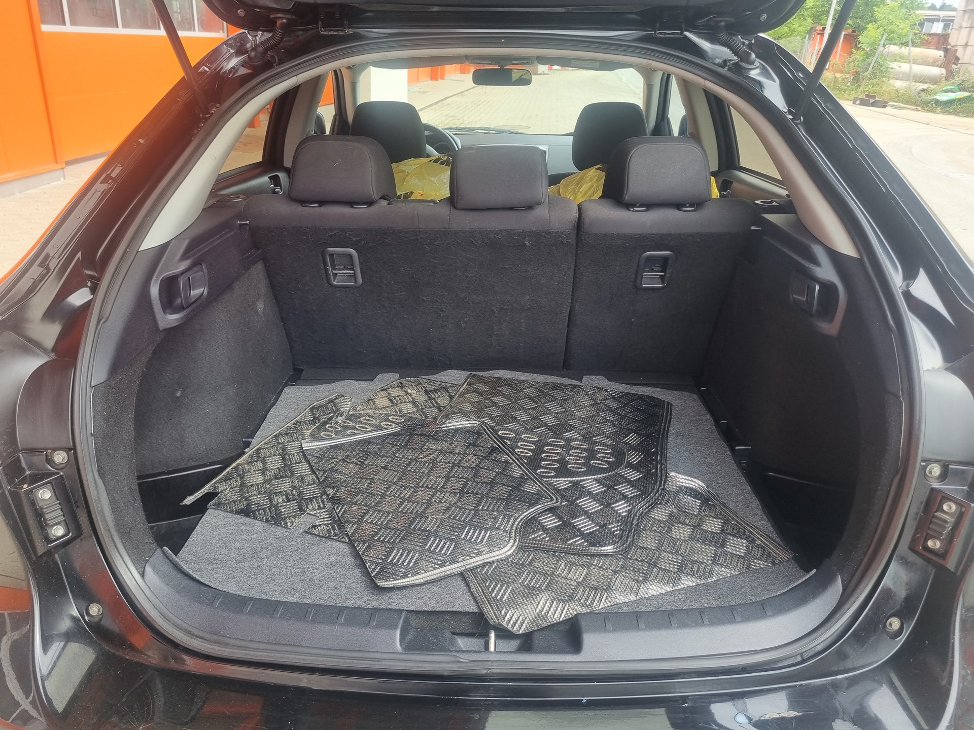 MITSUBISHI Lancer Sportback 1.6 Invite-image-6
