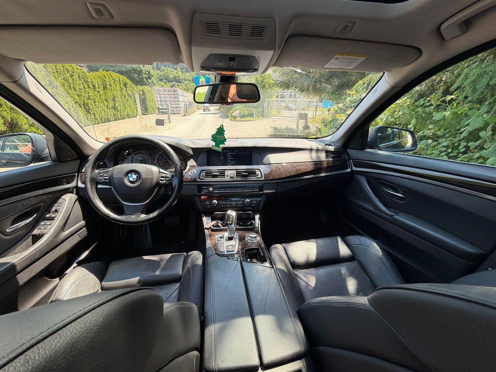 BMW 523i Steptronic-image-4
