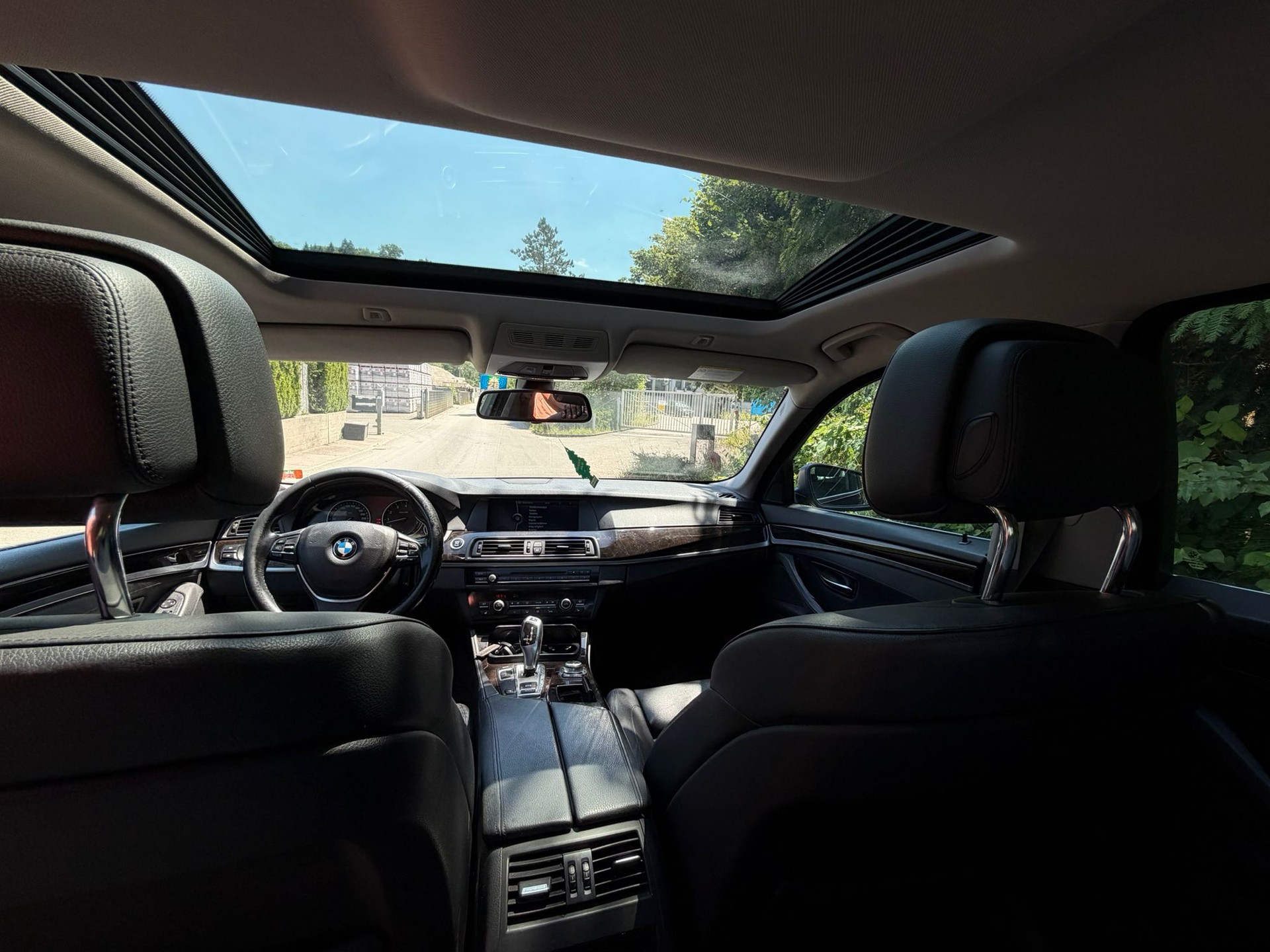 BMW 523i Steptronic-image-1