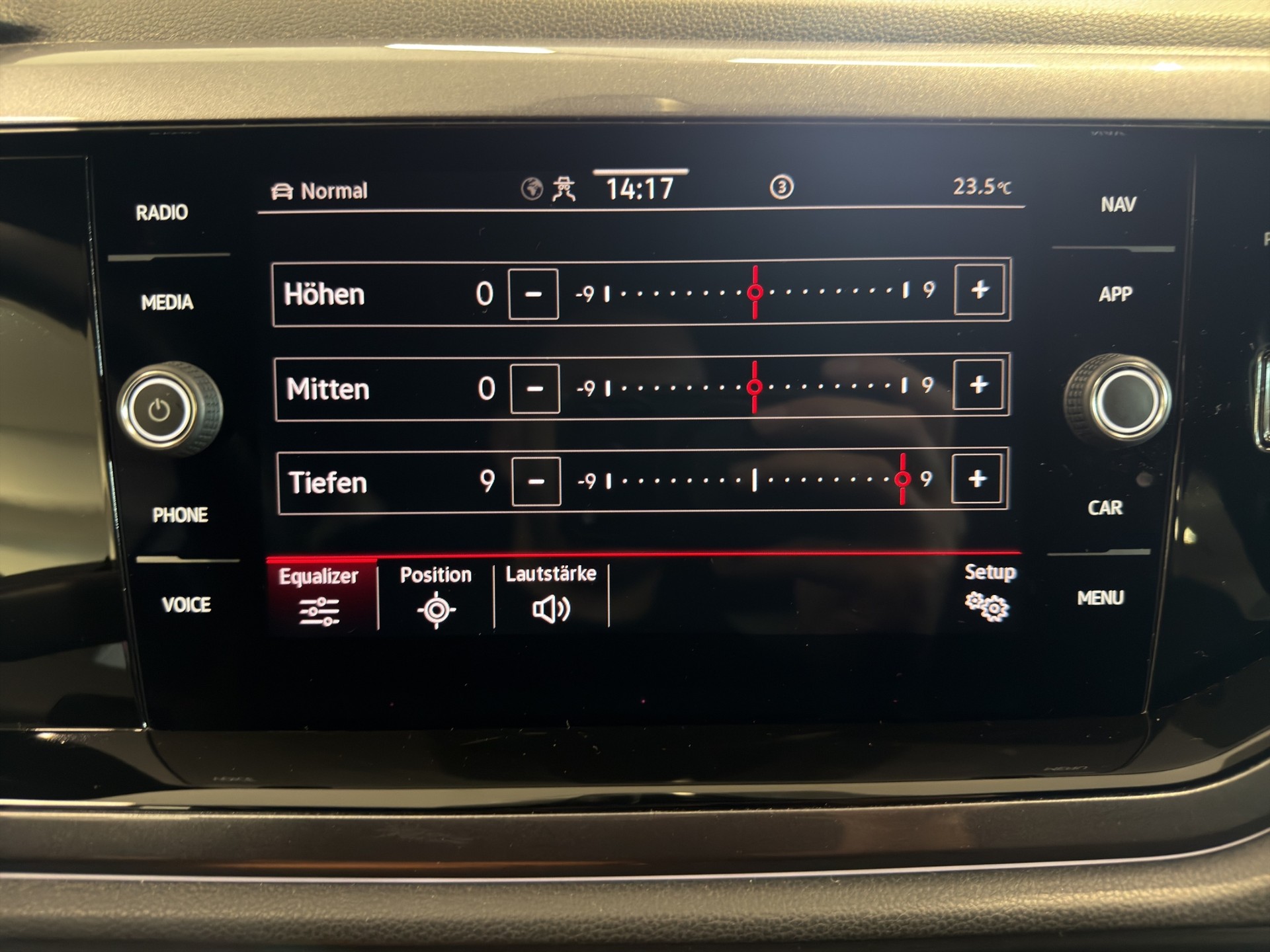VW Polo 2.0 TSI GTI DSG-image-23