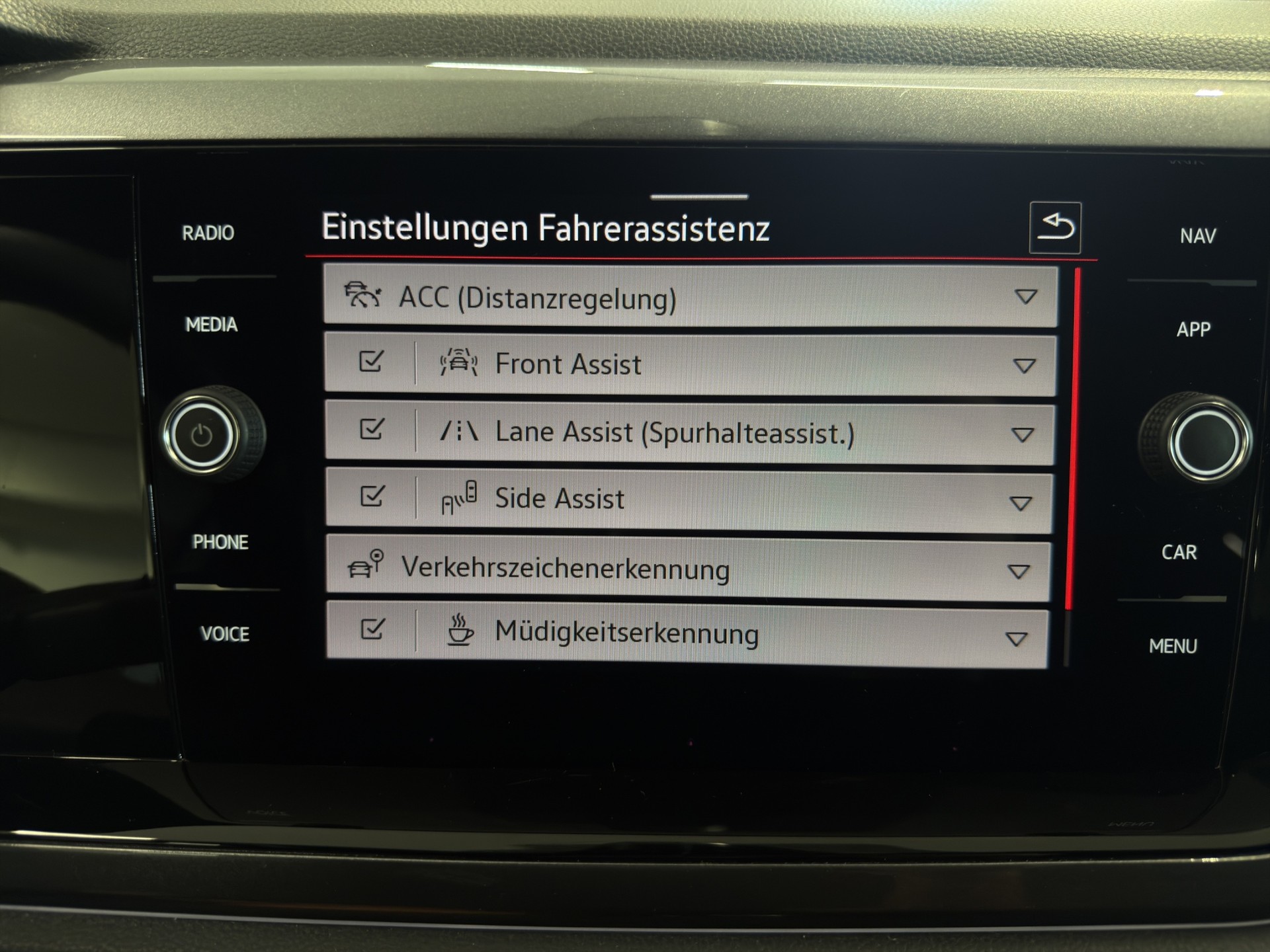 VW Polo 2.0 TSI GTI DSG-image-21