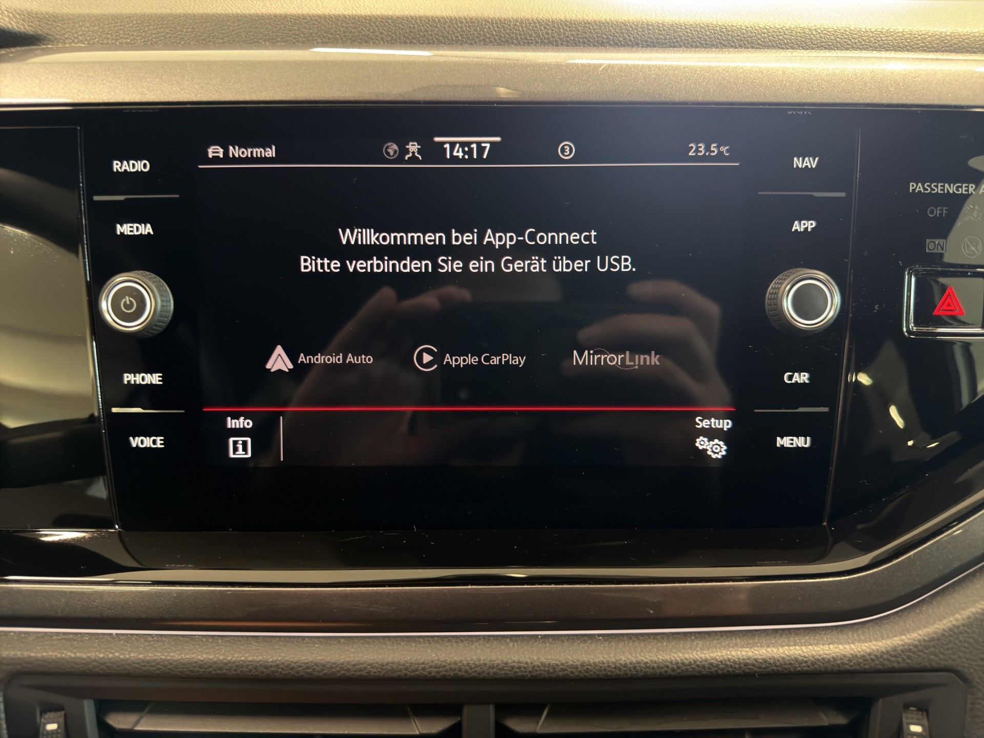 VW Polo 2.0 TSI GTI DSG-image-19