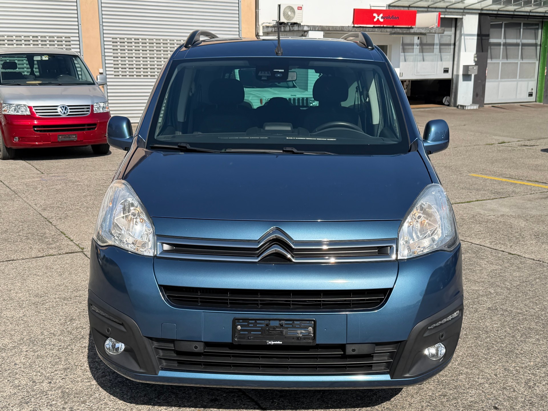 CITROEN Berlingo 1.6 BlueHDi Shine ETG6-image-7