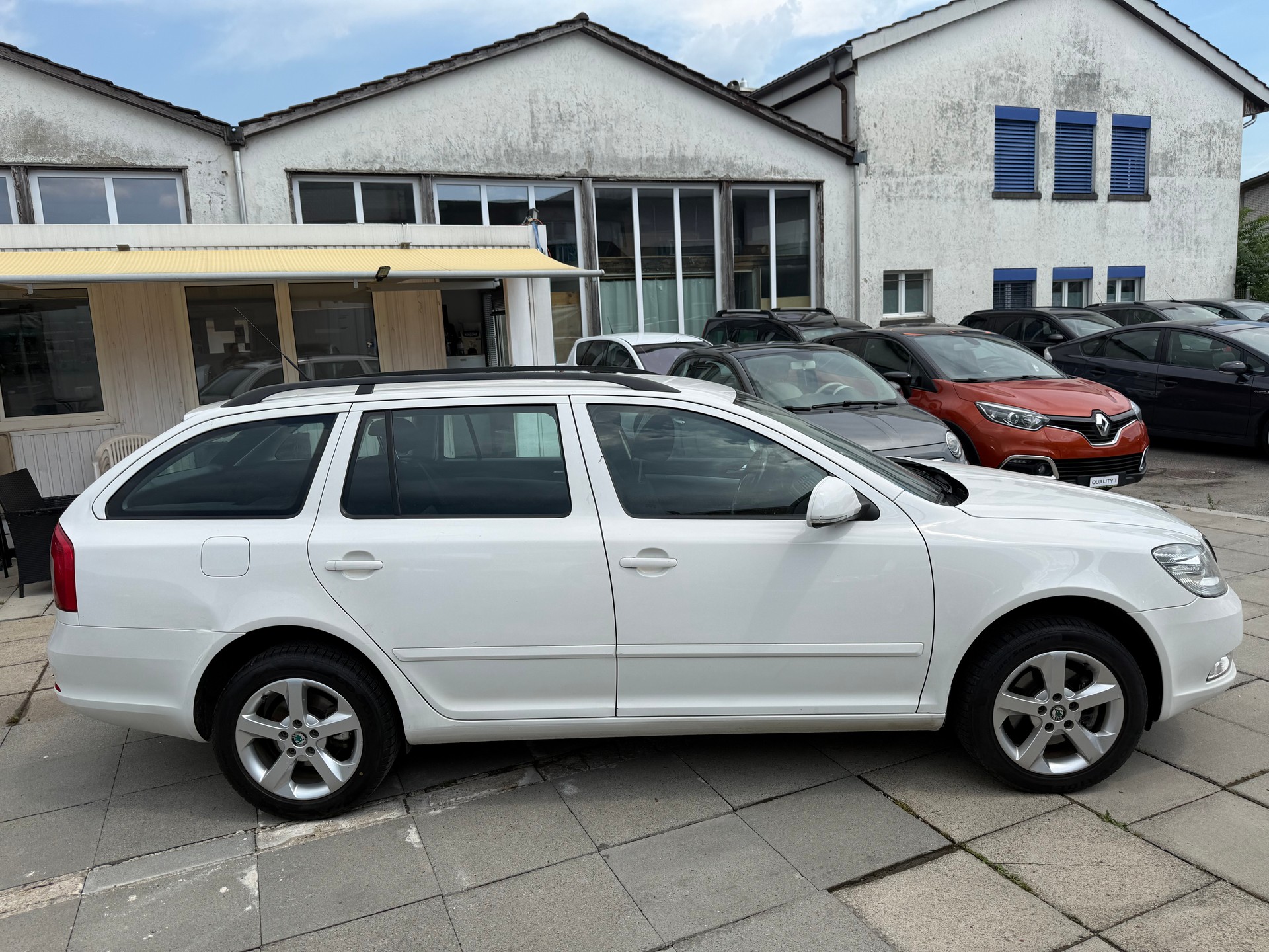 SKODA Octavia Combi 1.8 TSI Swiss Adventure 4x4-image-4