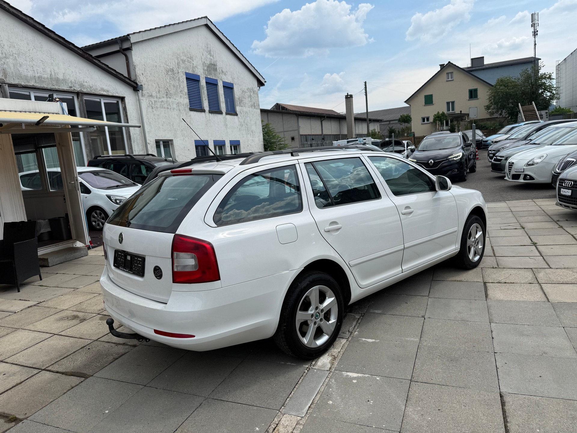 SKODA Octavia Combi 1.8 TSI Swiss Adventure 4x4-image-3