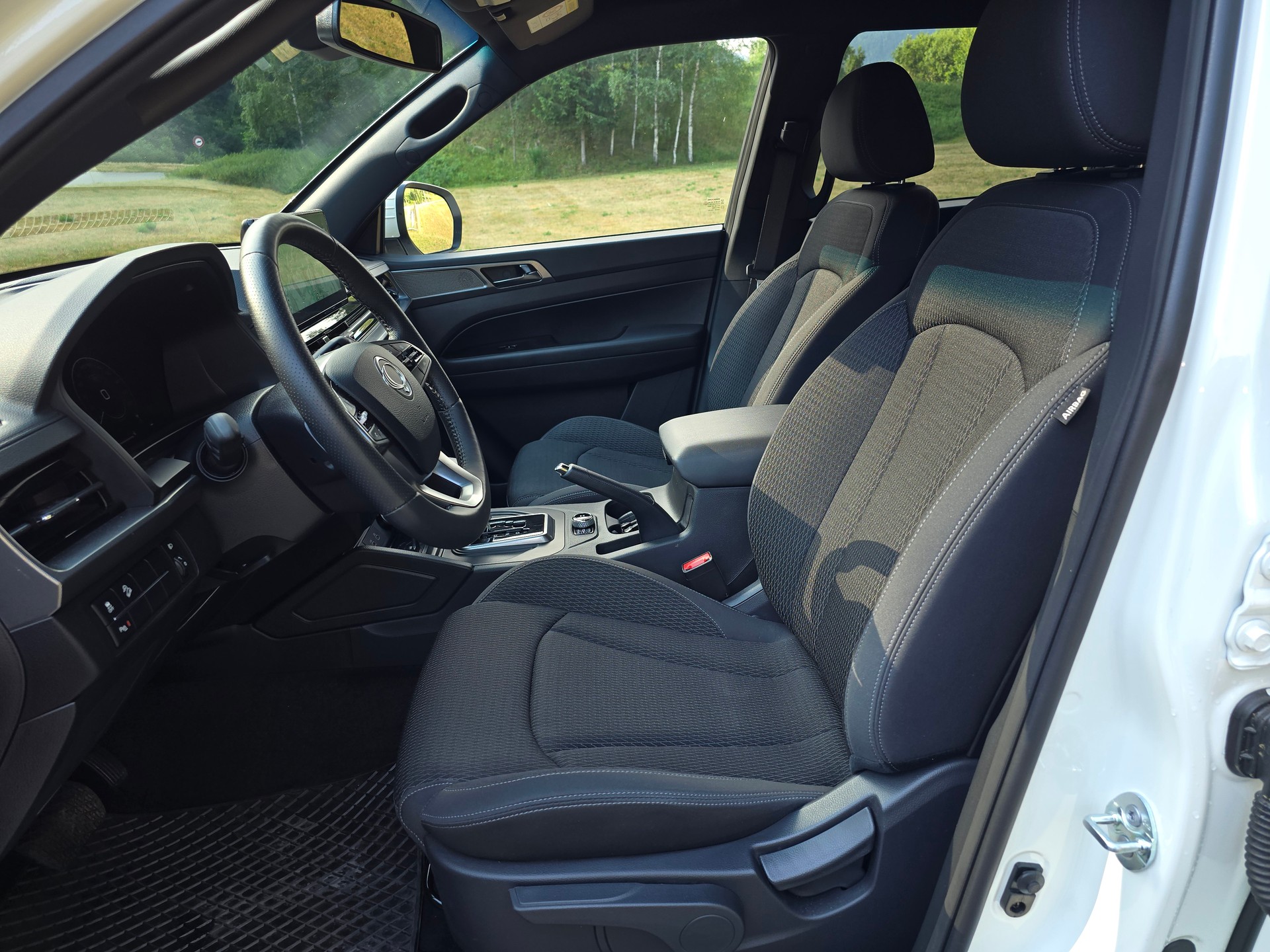 KGM-SsangYong Musso 2.2 Platinum 4WD A-image-17