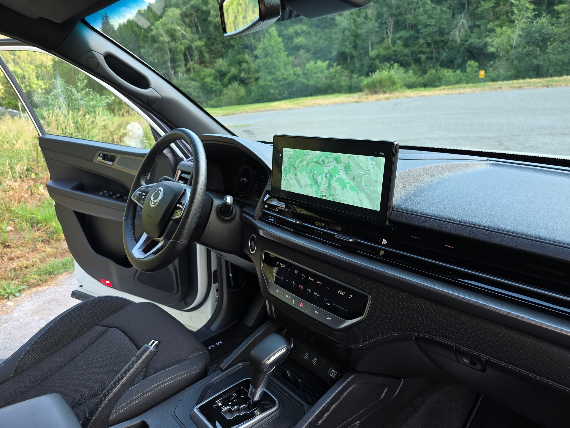 KGM-SsangYong Musso 2.2 Platinum 4WD A-image-13