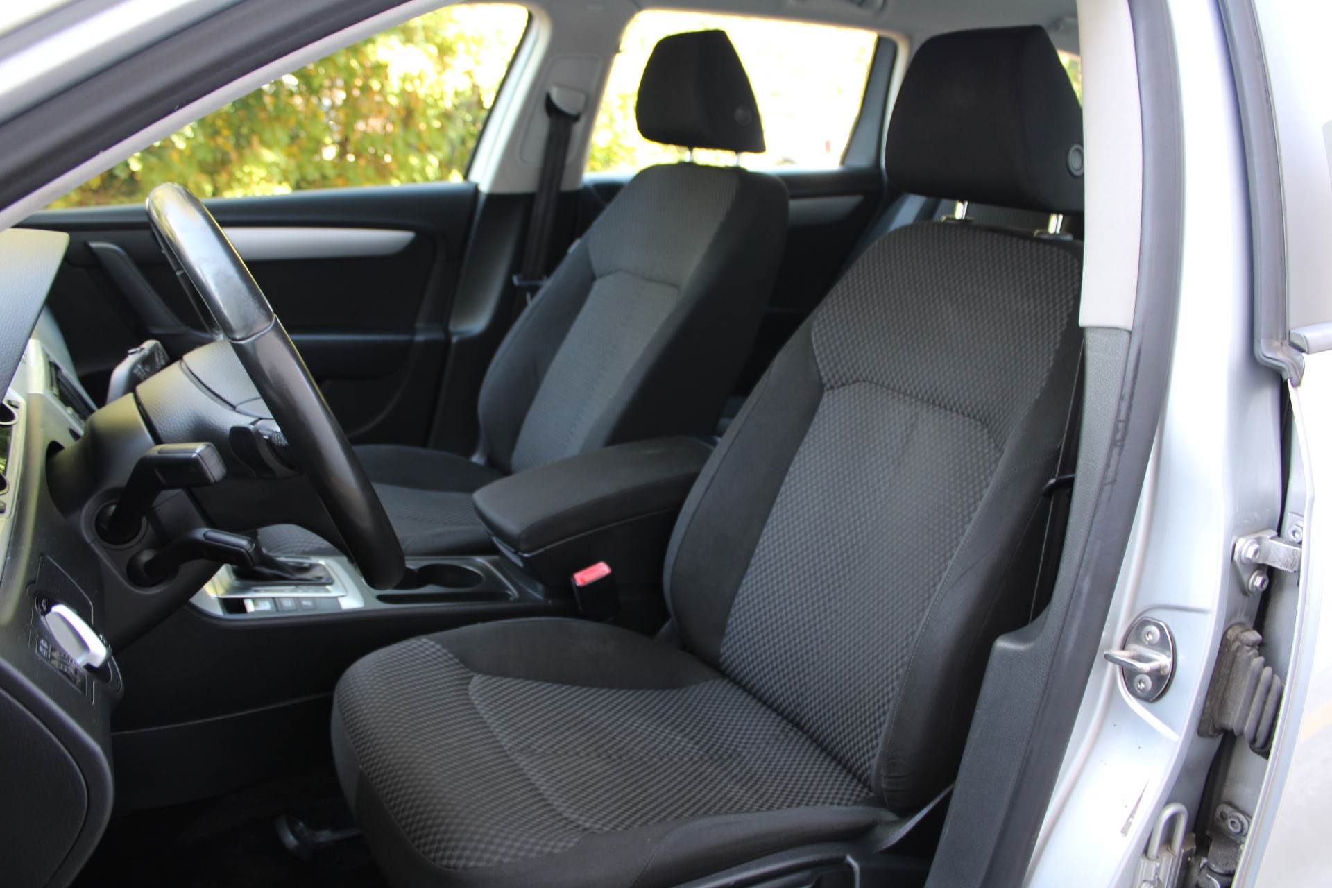 VW Passat Variant 2.0 TDI BMT Trendline DSG-image-7