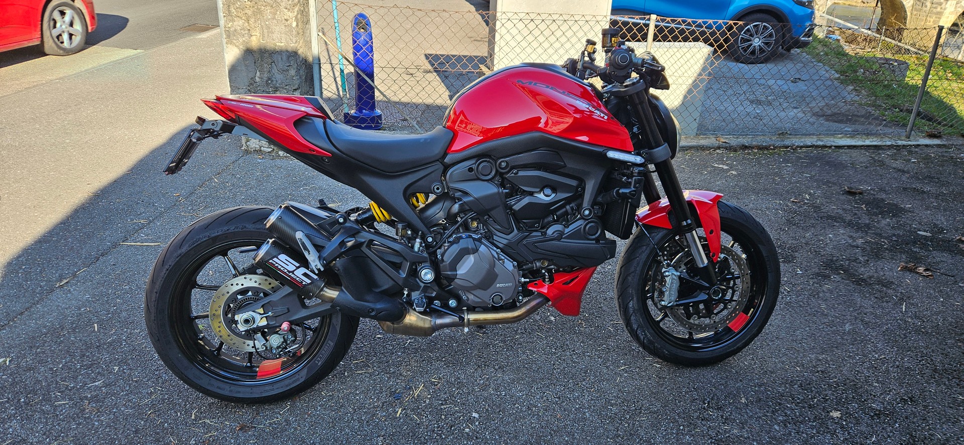 DUCATI Monster + 937-image-4