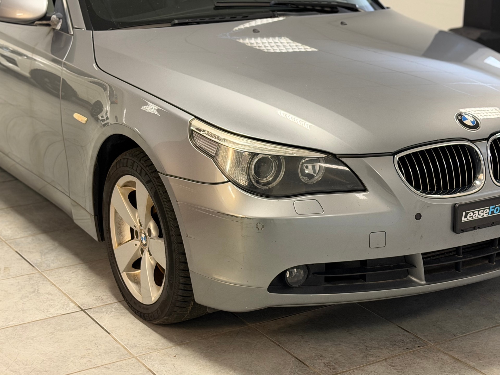 BMW 530xd Touring-image-1