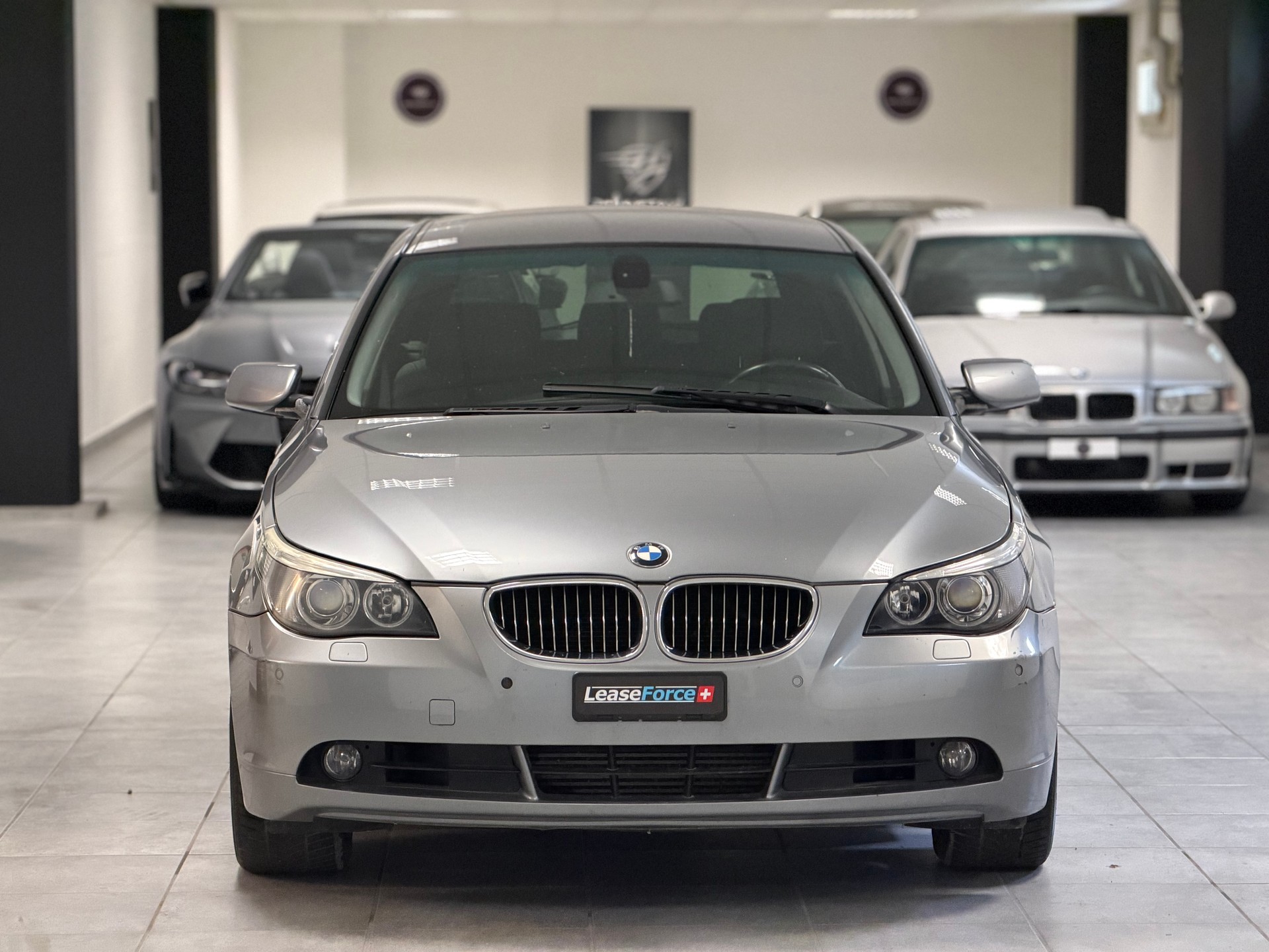 BMW 530xd Touring-image-18