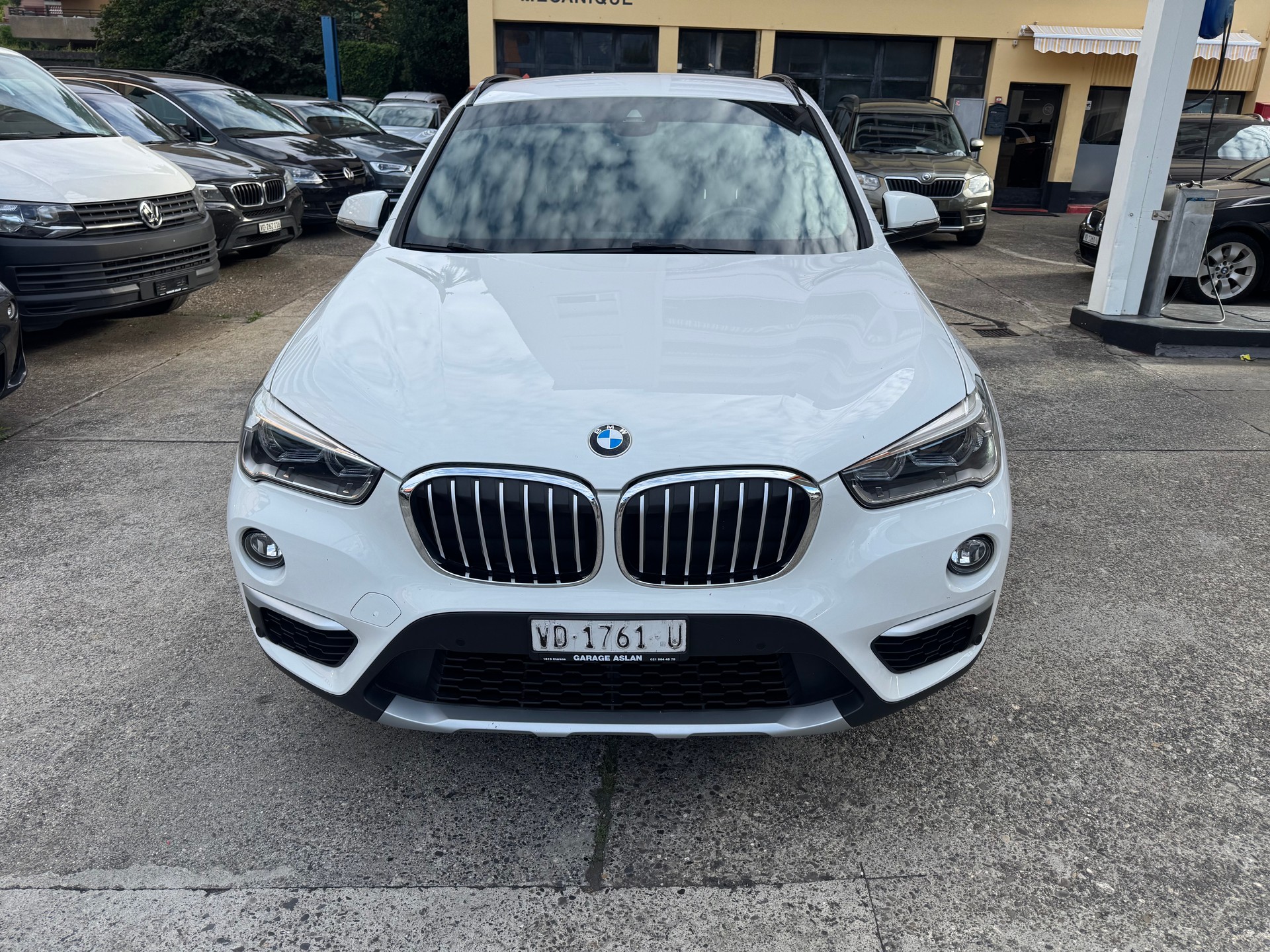 BMW X1 xDrive 20d Sport Line Steptronic-image-5