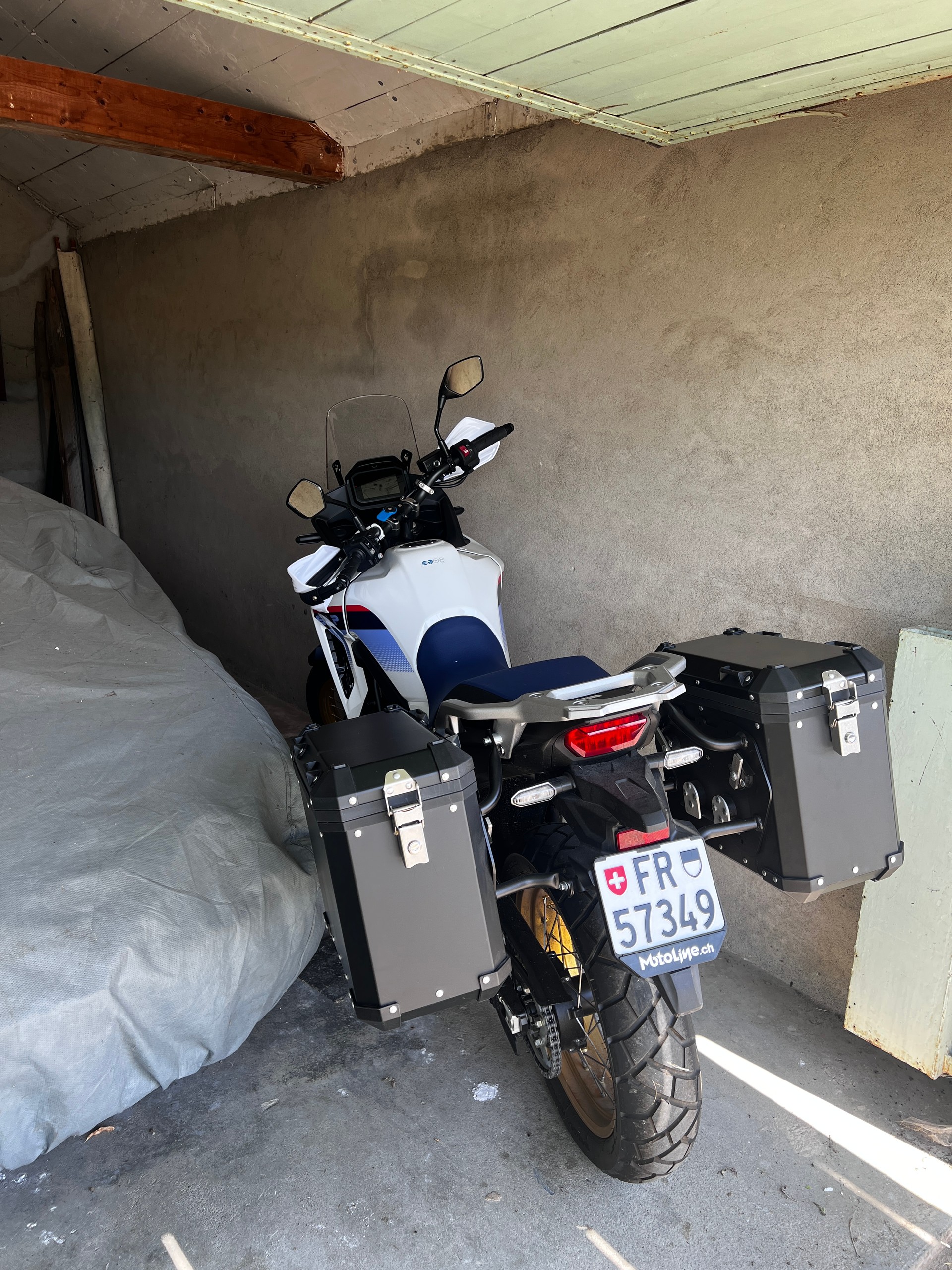 HONDA XL 750 Transalp-image-11