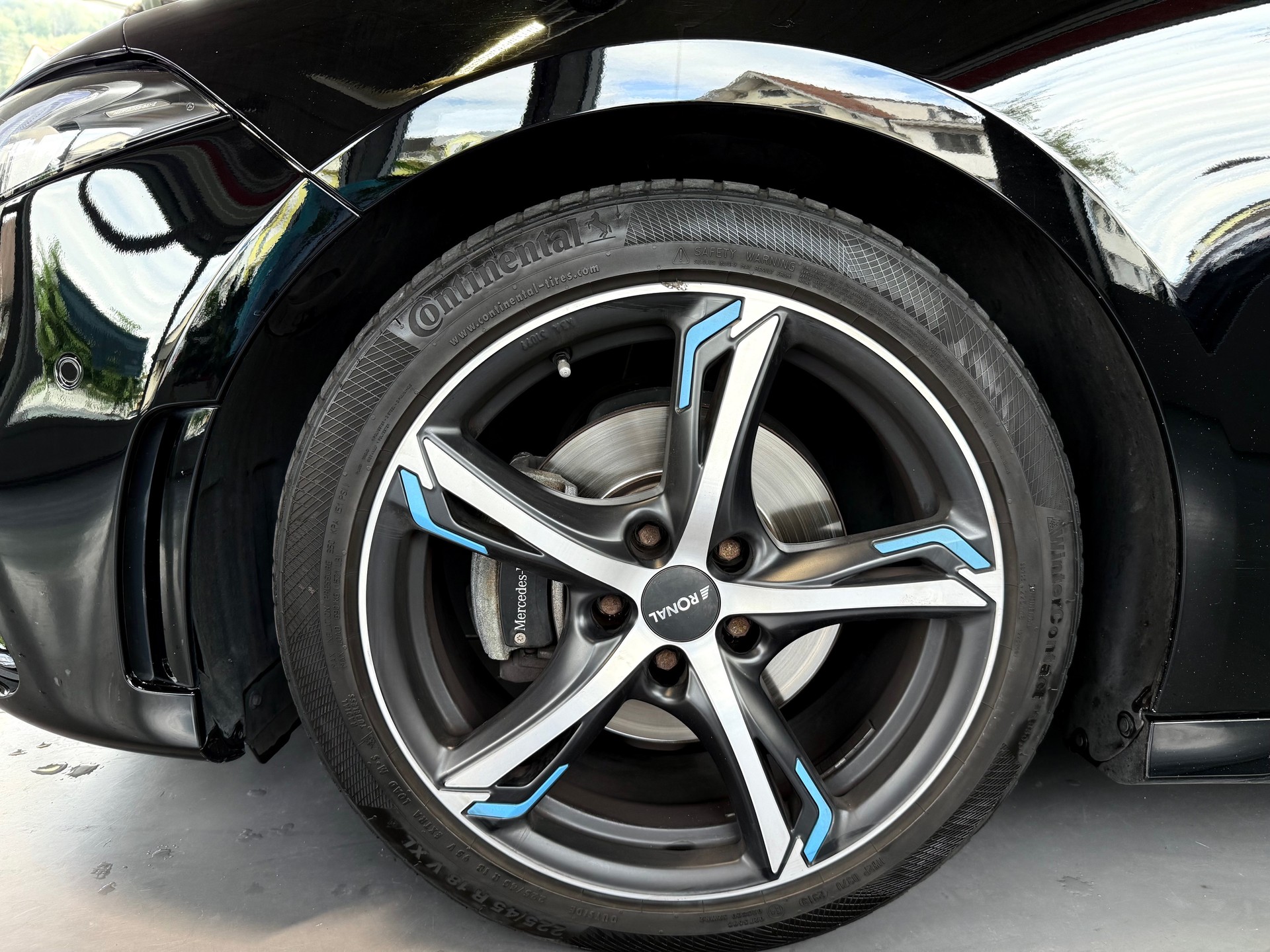 MERCEDES-BENZ A 200 AMG Line 7G-DCT-image-7
