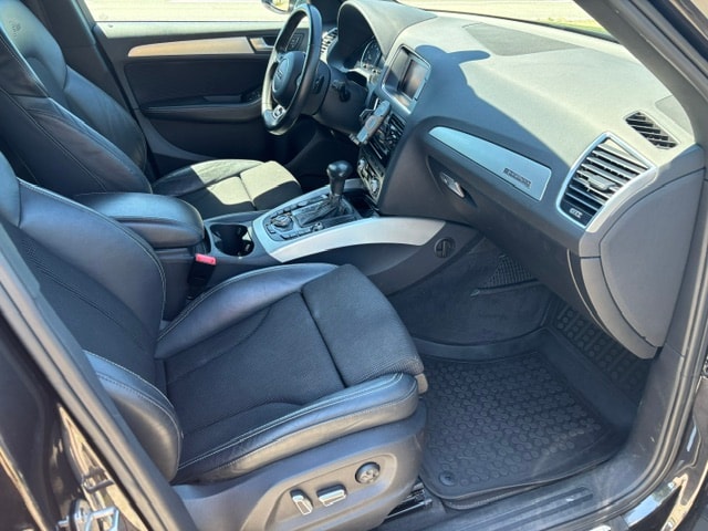 AUDI Q5 2.0 TFSI quattro tiptronic-image-10