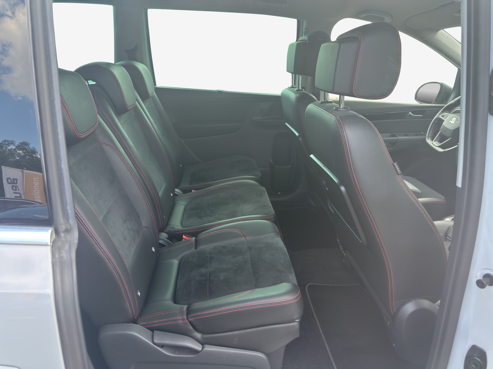 SEAT Alhambra 2.0 TDI 4Drive SWISS FR-image-14