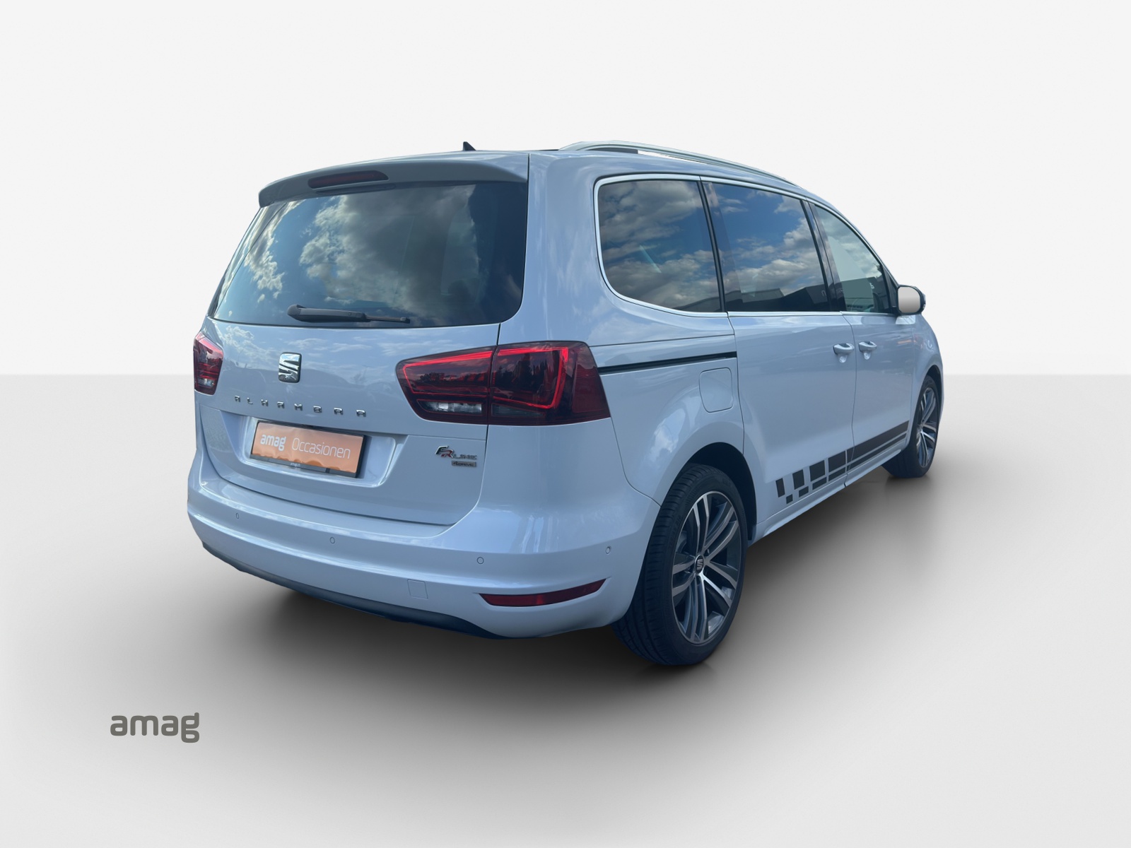 SEAT Alhambra 2.0 TDI 4Drive SWISS FR-image-4