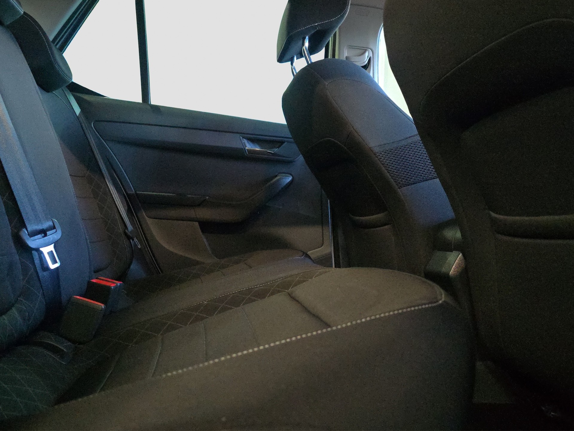 SKODA Fabia 1.2 TSI Style DSG-image-14