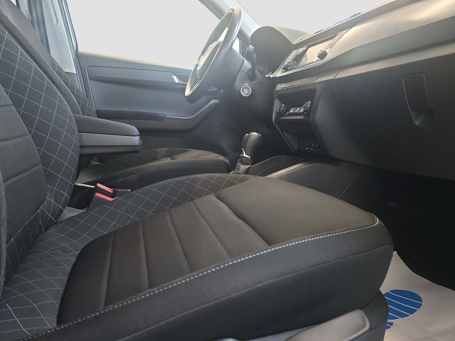 SKODA Fabia 1.2 TSI Style DSG-image-12