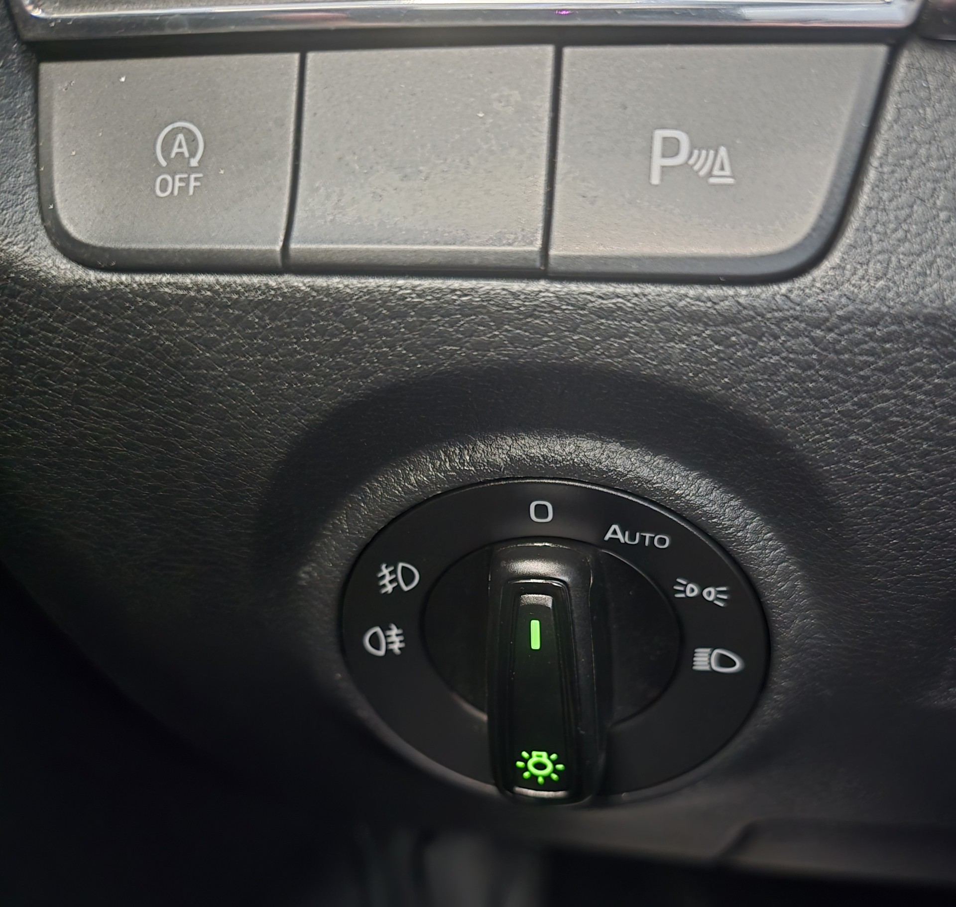 SKODA Fabia 1.2 TSI Style DSG-image-17