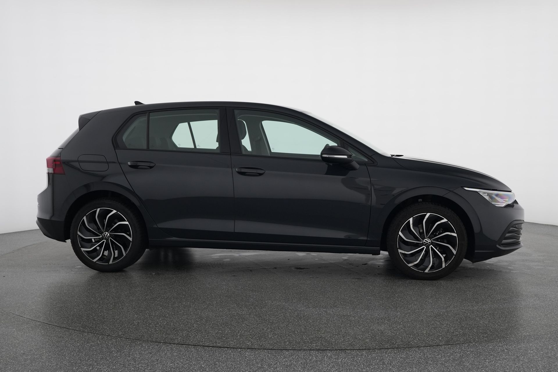 VW Golf 1.0 eTSI mHEV ACTLife DSG-image-4