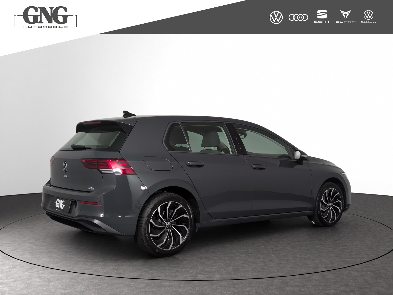 VW Golf 1.0 eTSI mHEV ACTLife DSG-image-2