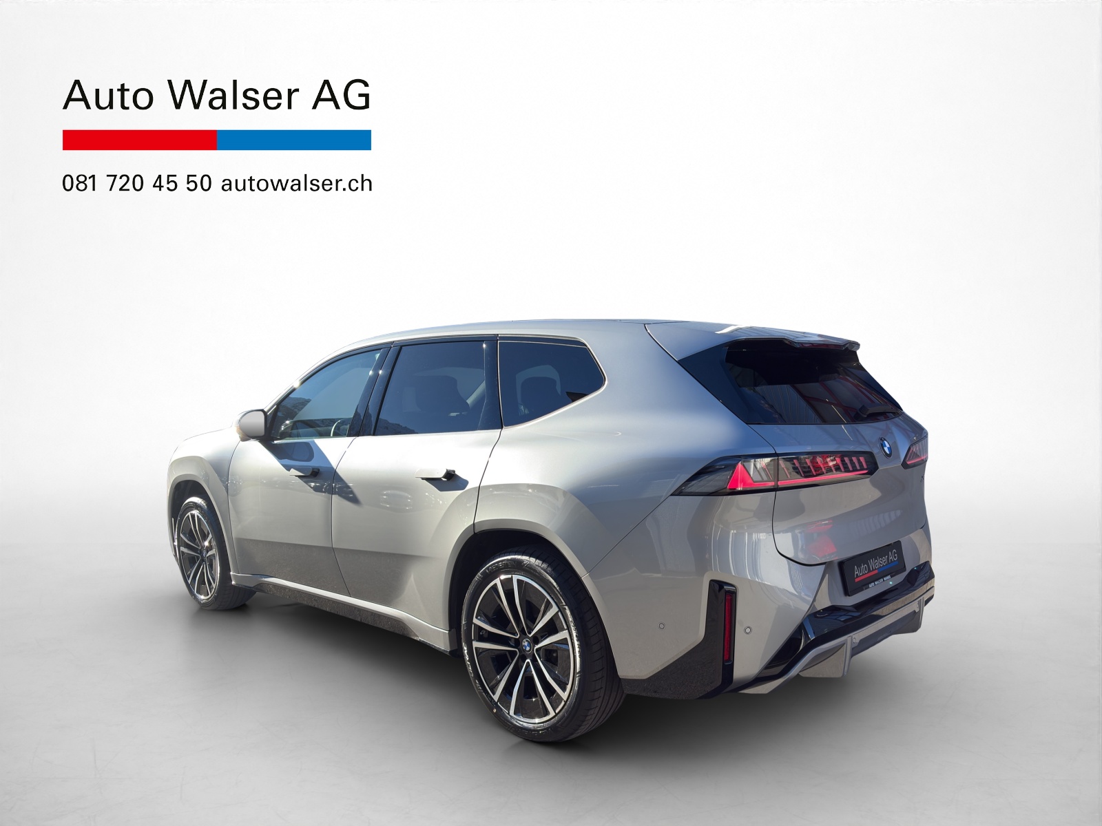BMW iX3 50 xDrive-showroom-element-2