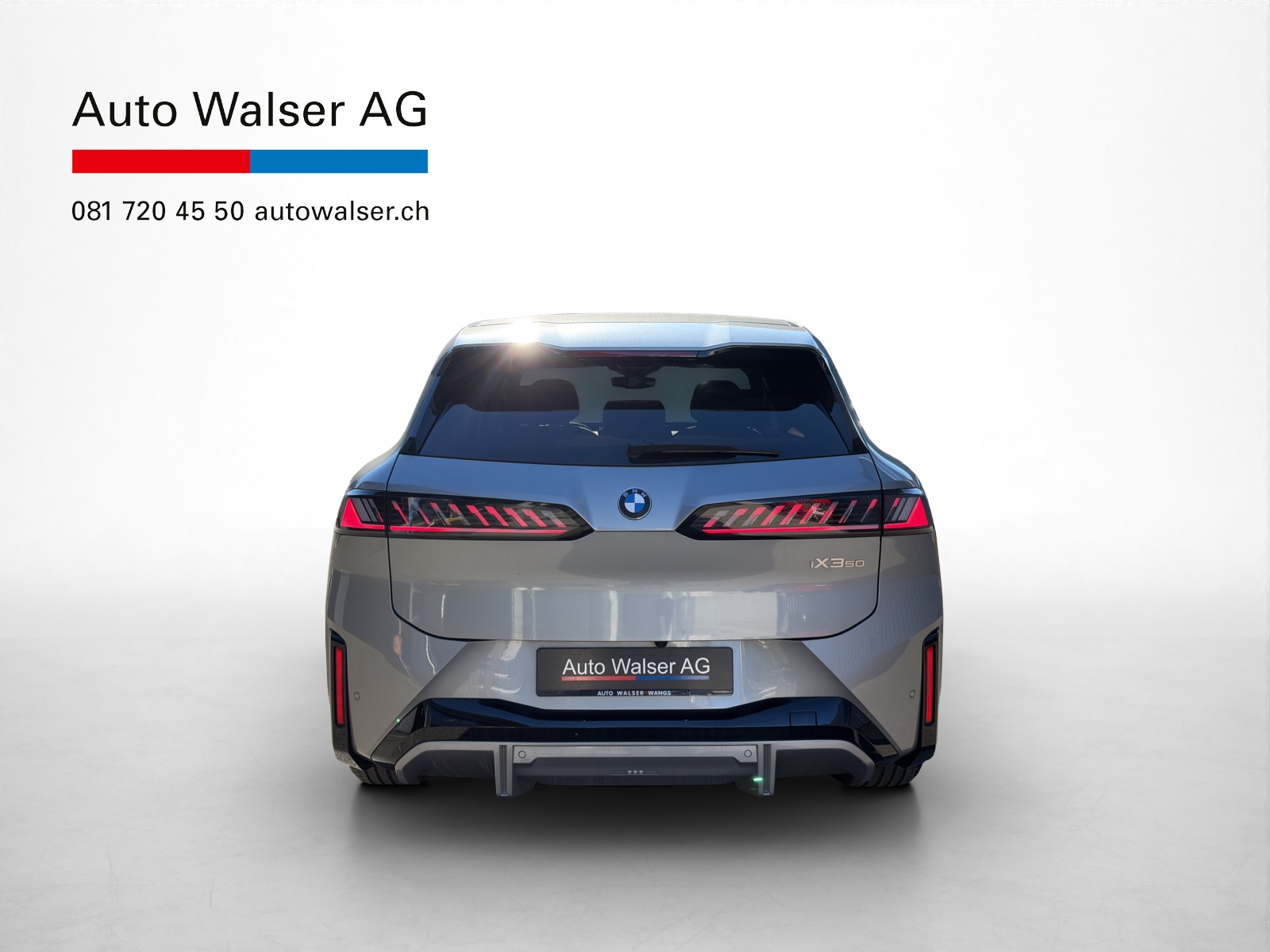 BMW iX3 50 xDrive-showroom-element-3