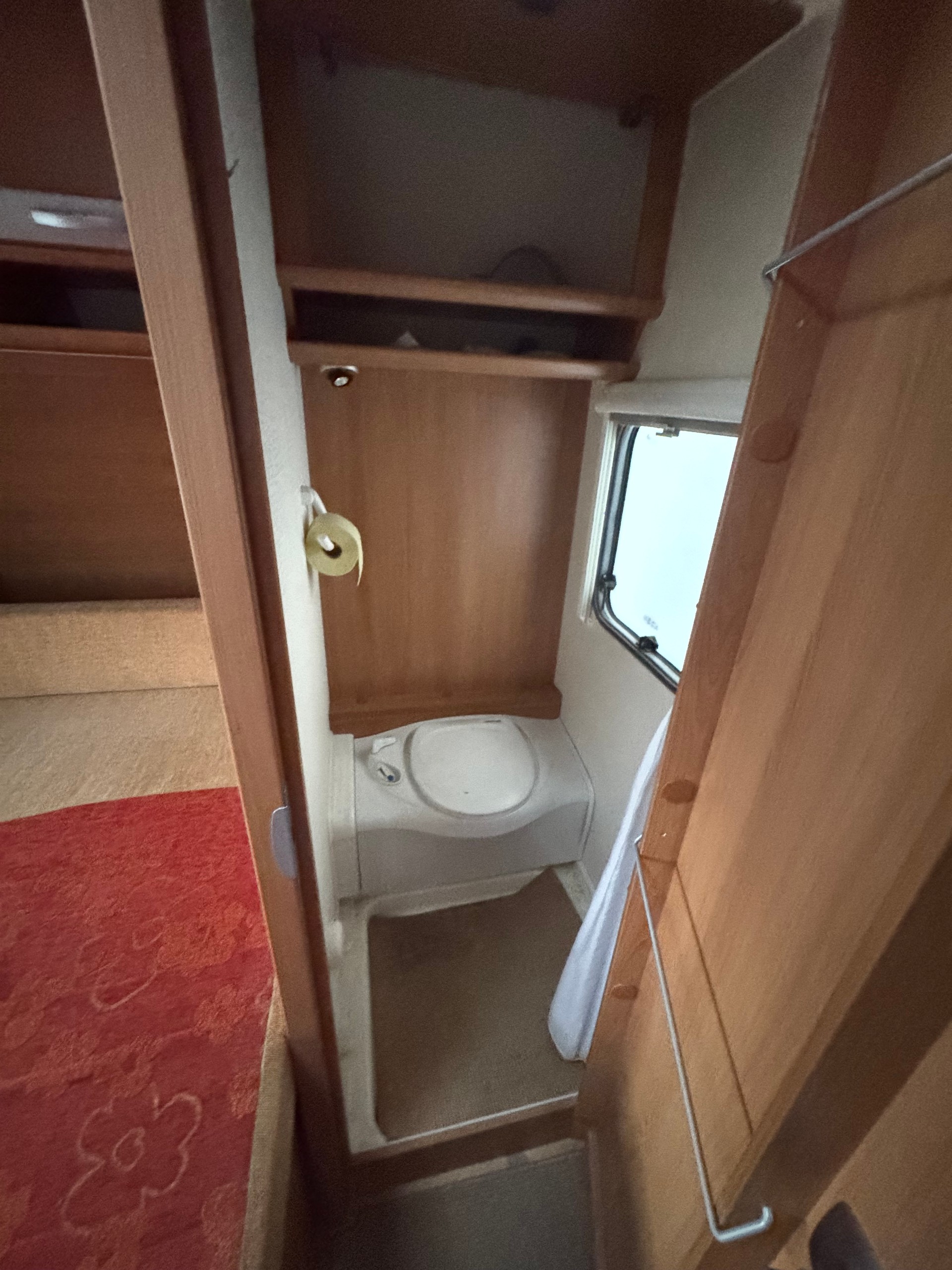 DETHLEFFS Lifestyle Vorzeit - Kajüte Stockbett bis zur 9 Schlafplätze-image-15