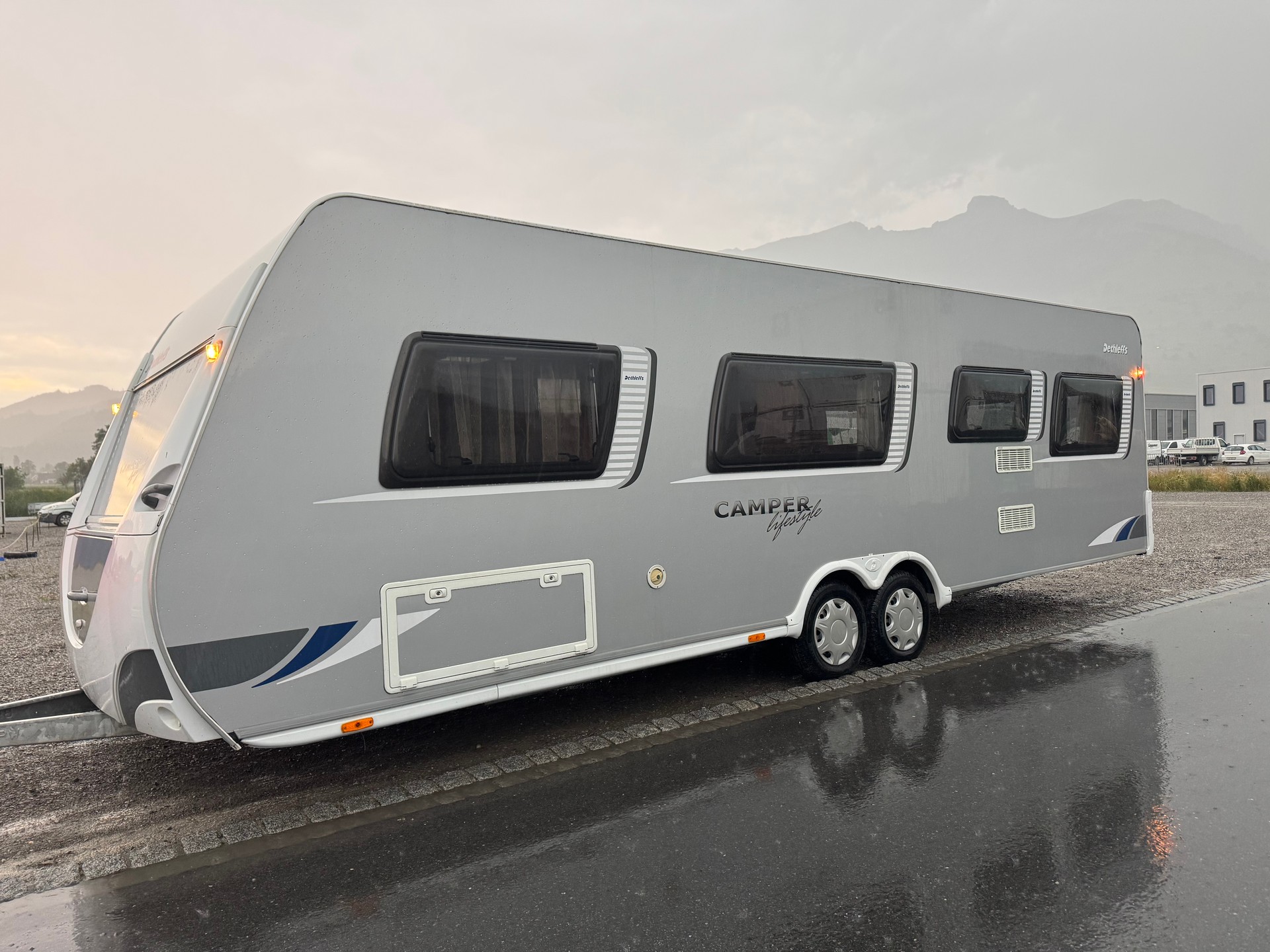 DETHLEFFS Lifestyle Vorzeit - Kajüte Stockbett bis zur 9 Schlafplätze-image-4