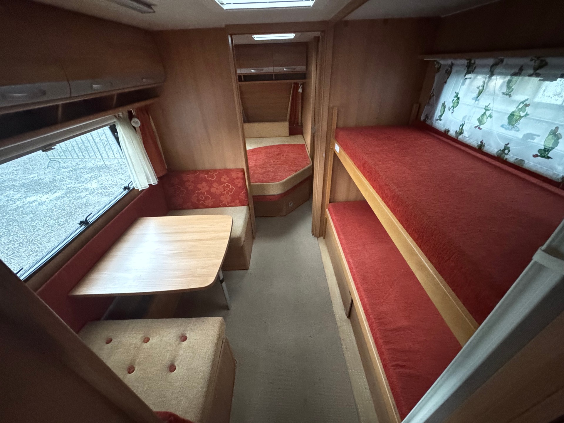 DETHLEFFS Lifestyle Vorzeit - Kajüte Stockbett bis zur 9 Schlafplätze-image-12