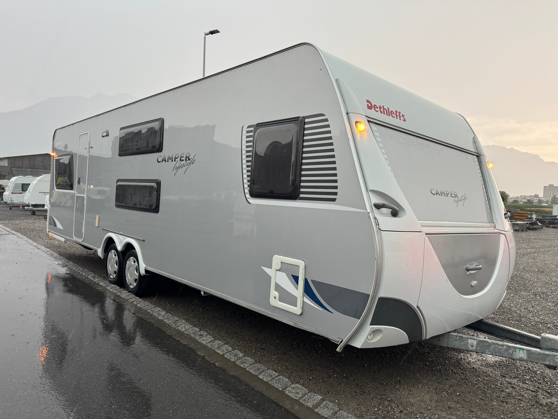 DETHLEFFS Lifestyle Vorzeit - Kajüte Stockbett bis zur 9 Schlafplätze-image-0