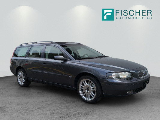 VOLVO V70 2.4