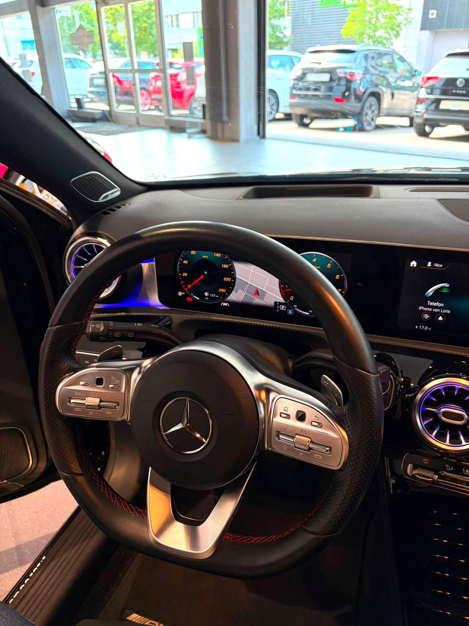 MERCEDES-BENZ A 250 AMG Line 7G-DCT-image-9