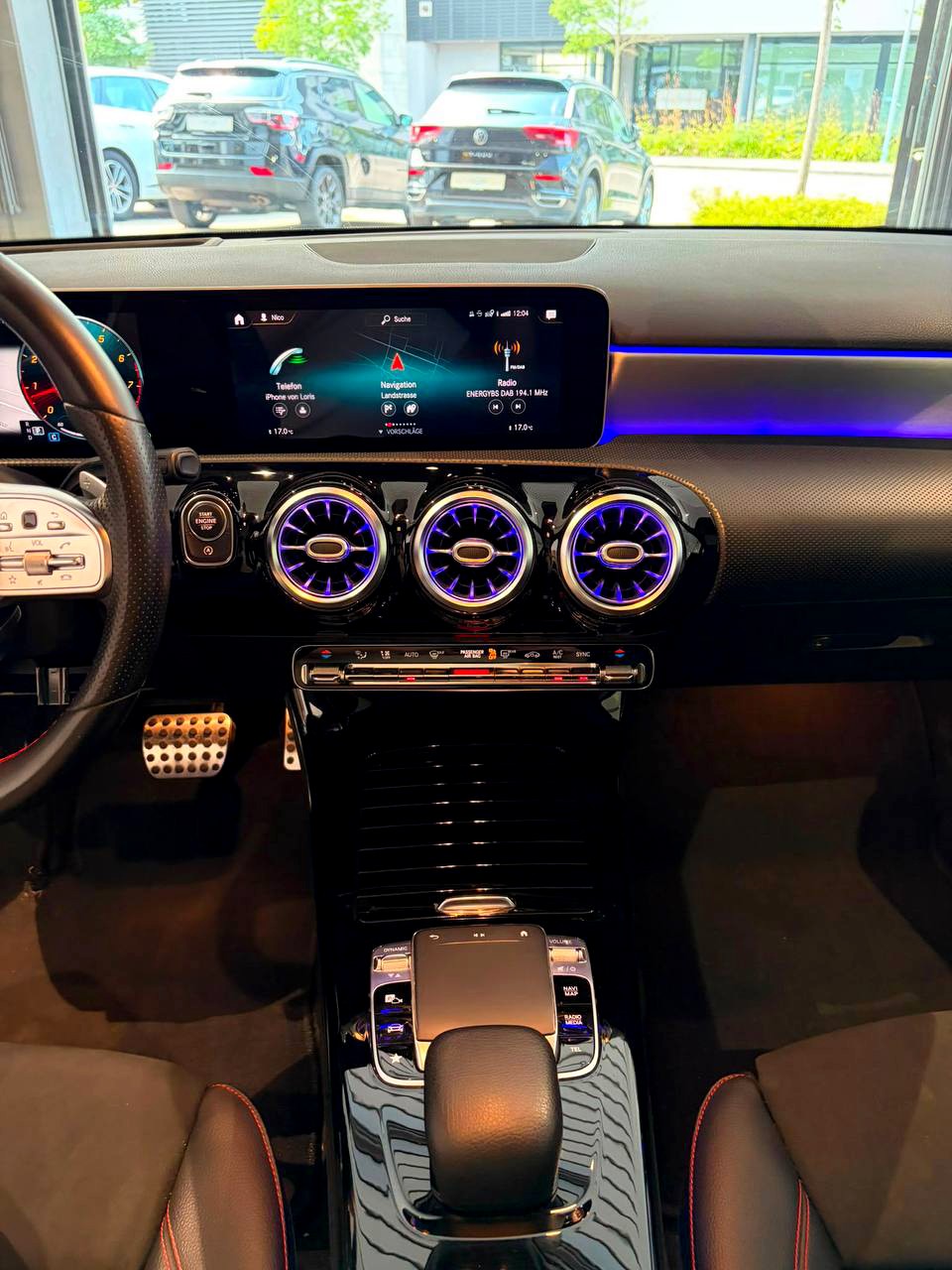 MERCEDES-BENZ A 250 AMG Line 7G-DCT-image-10