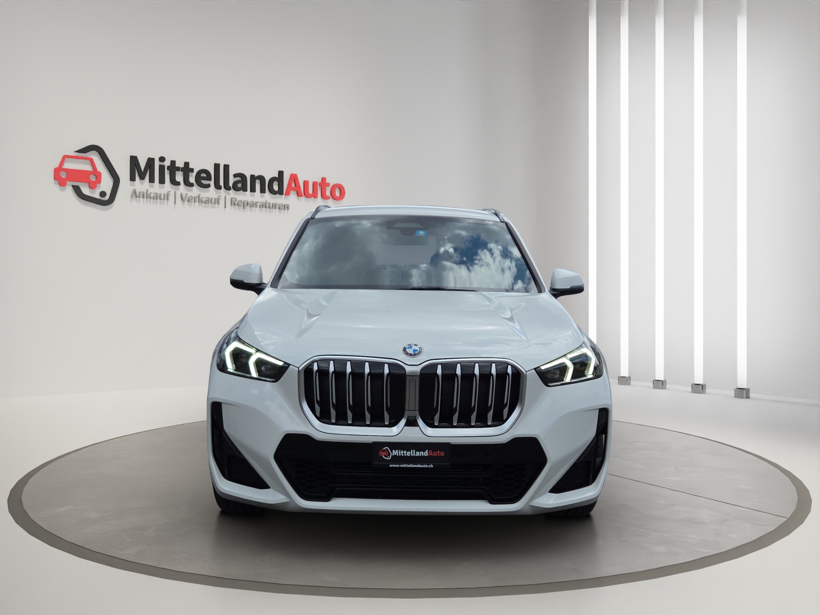 BMW X1 xDrive 23i 48V M Sport-image-1