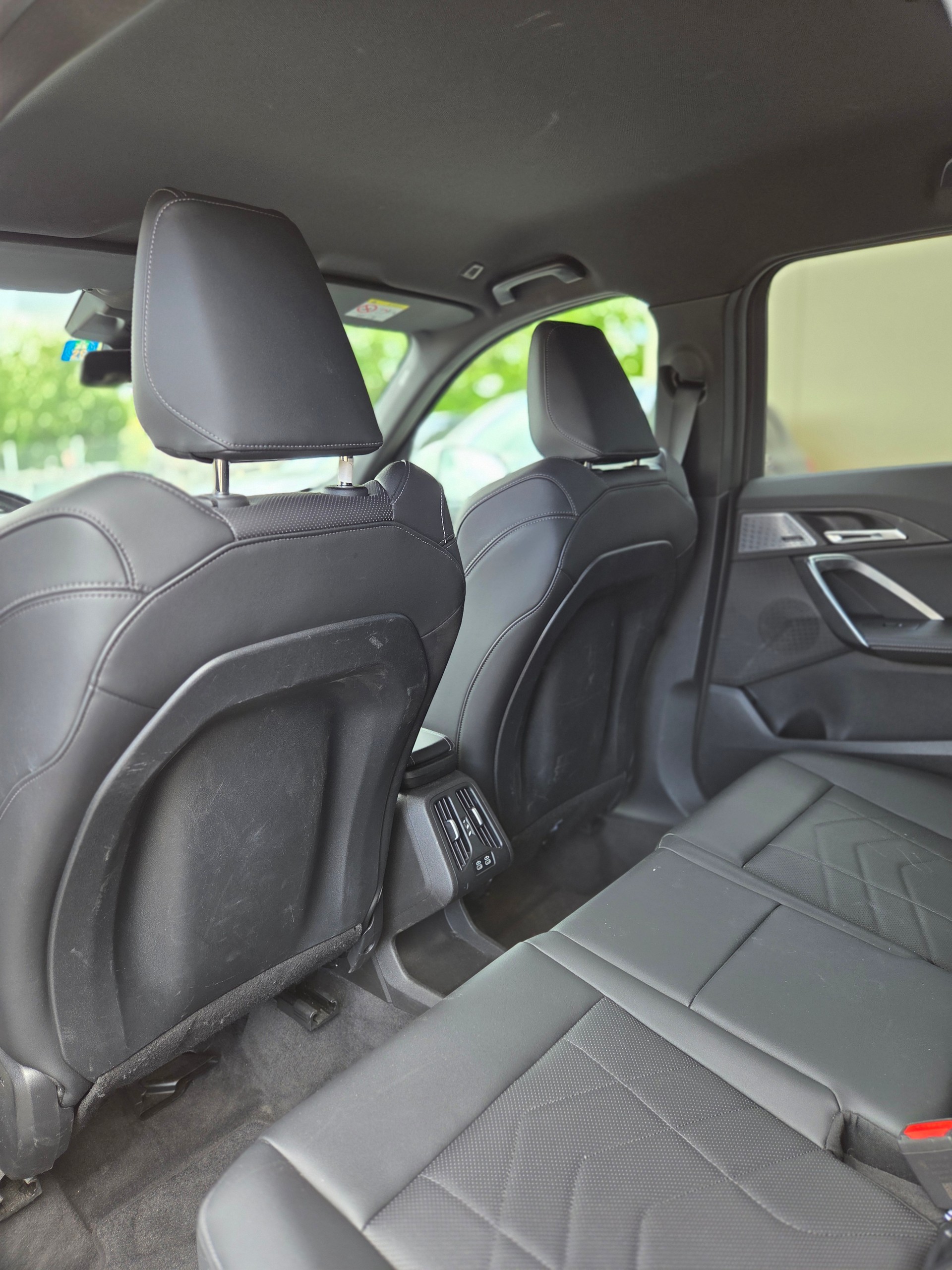 BMW X1 xDrive 23i 48V M Sport-image-9
