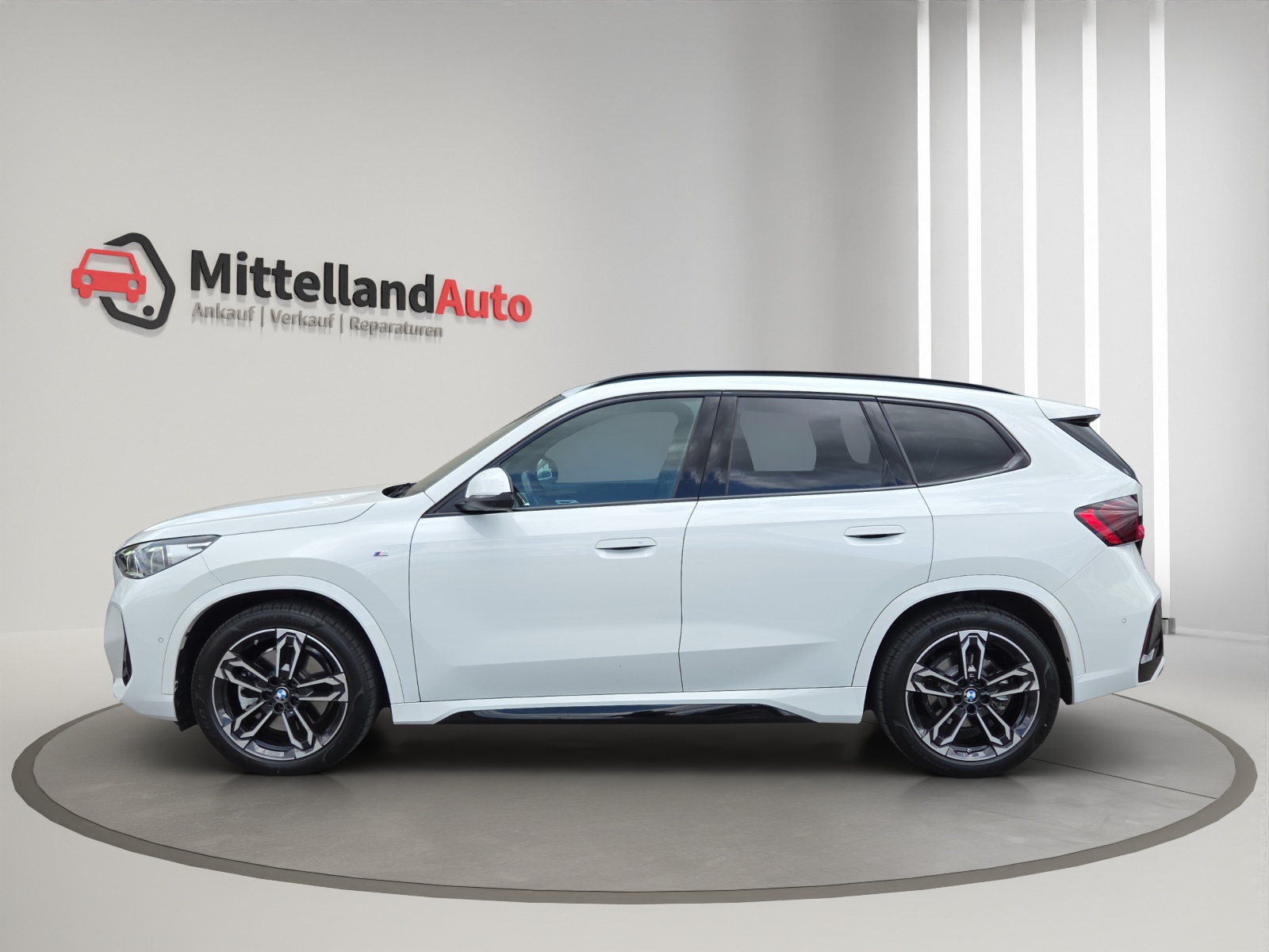 BMW X1 xDrive 23i 48V M Sport-image-4