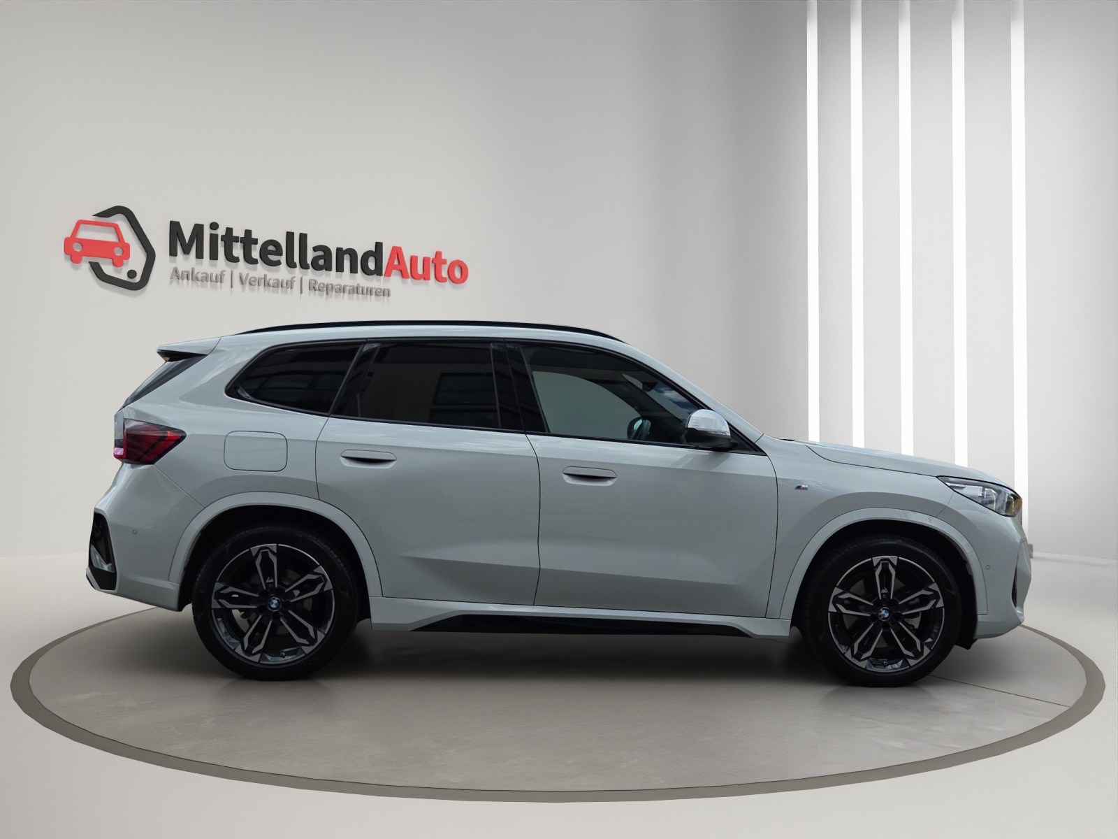 BMW X1 xDrive 23i 48V M Sport-image-3