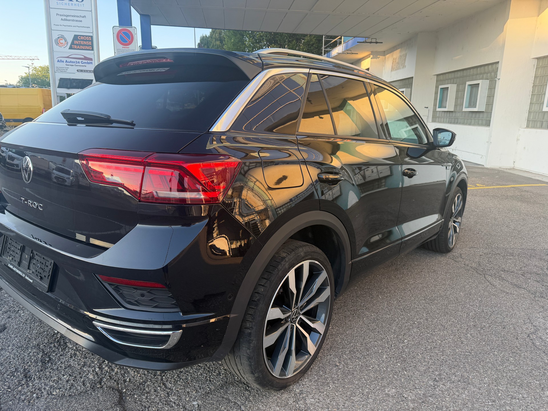 VW T-Roc 1.5 TSI EVO Advance-image-7