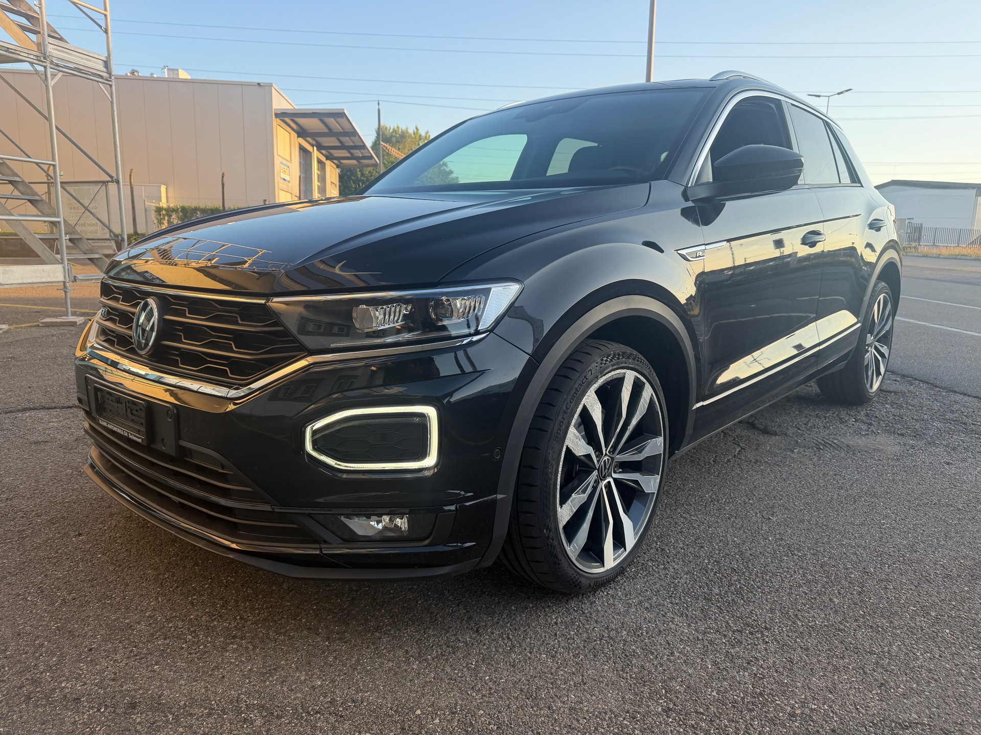 VW T-Roc 1.5 TSI EVO Advance-image-4
