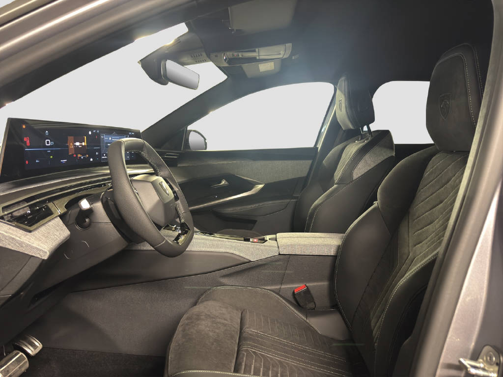 PEUGEOT 3008 1.2 Hybrid GT-image-5
