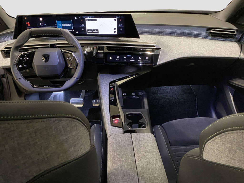PEUGEOT 3008 1.2 Hybrid GT-image-10