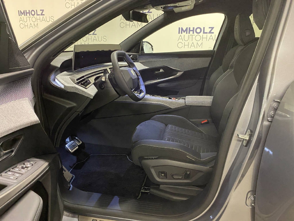PEUGEOT 3008 1.2 Hybrid GT-image-15