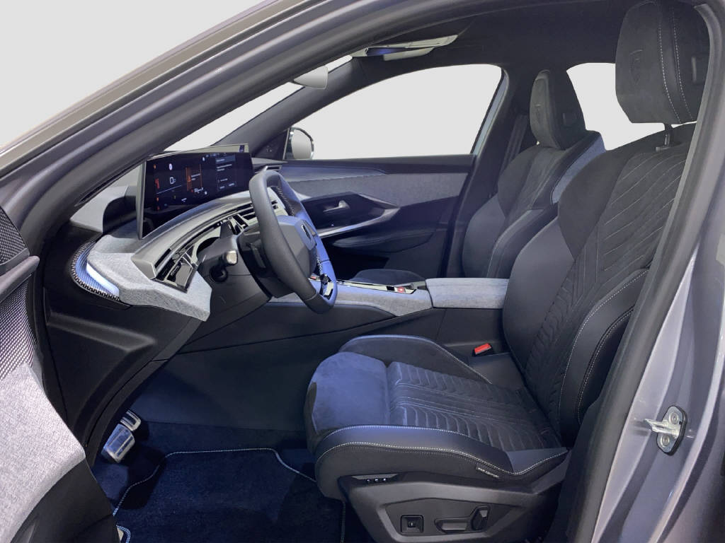 PEUGEOT 3008 1.2 Hybrid GT-image-5